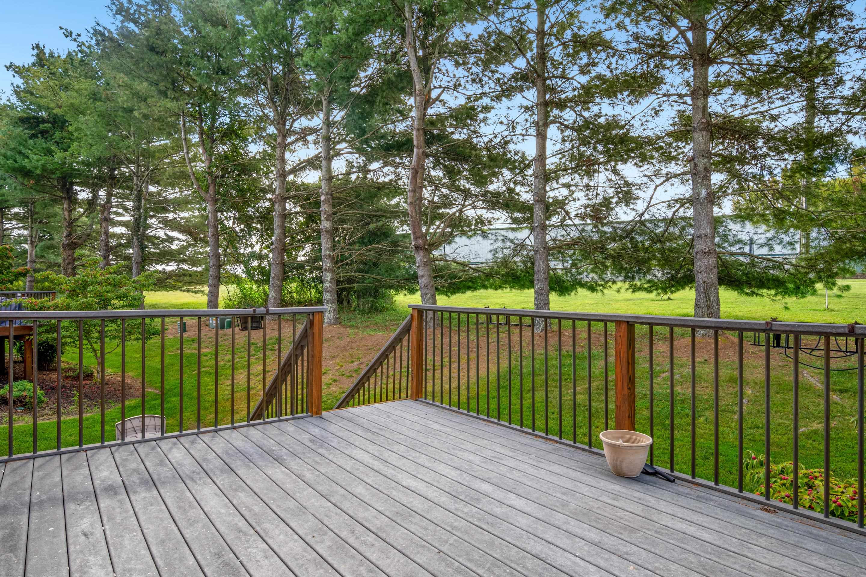 6833 Sahalee Circle Radford VA 24141