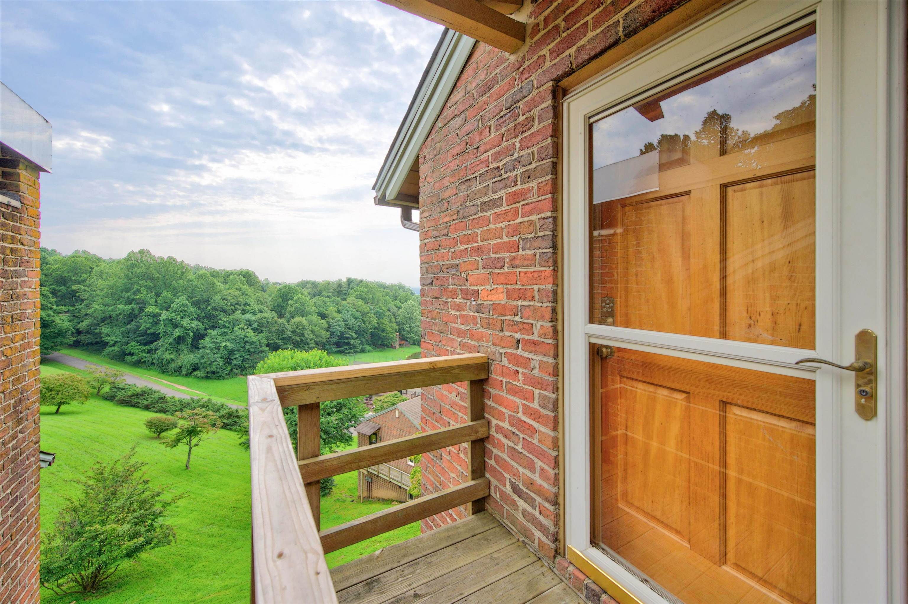 6 Doe Highlands Drive Hillsville VA 24343