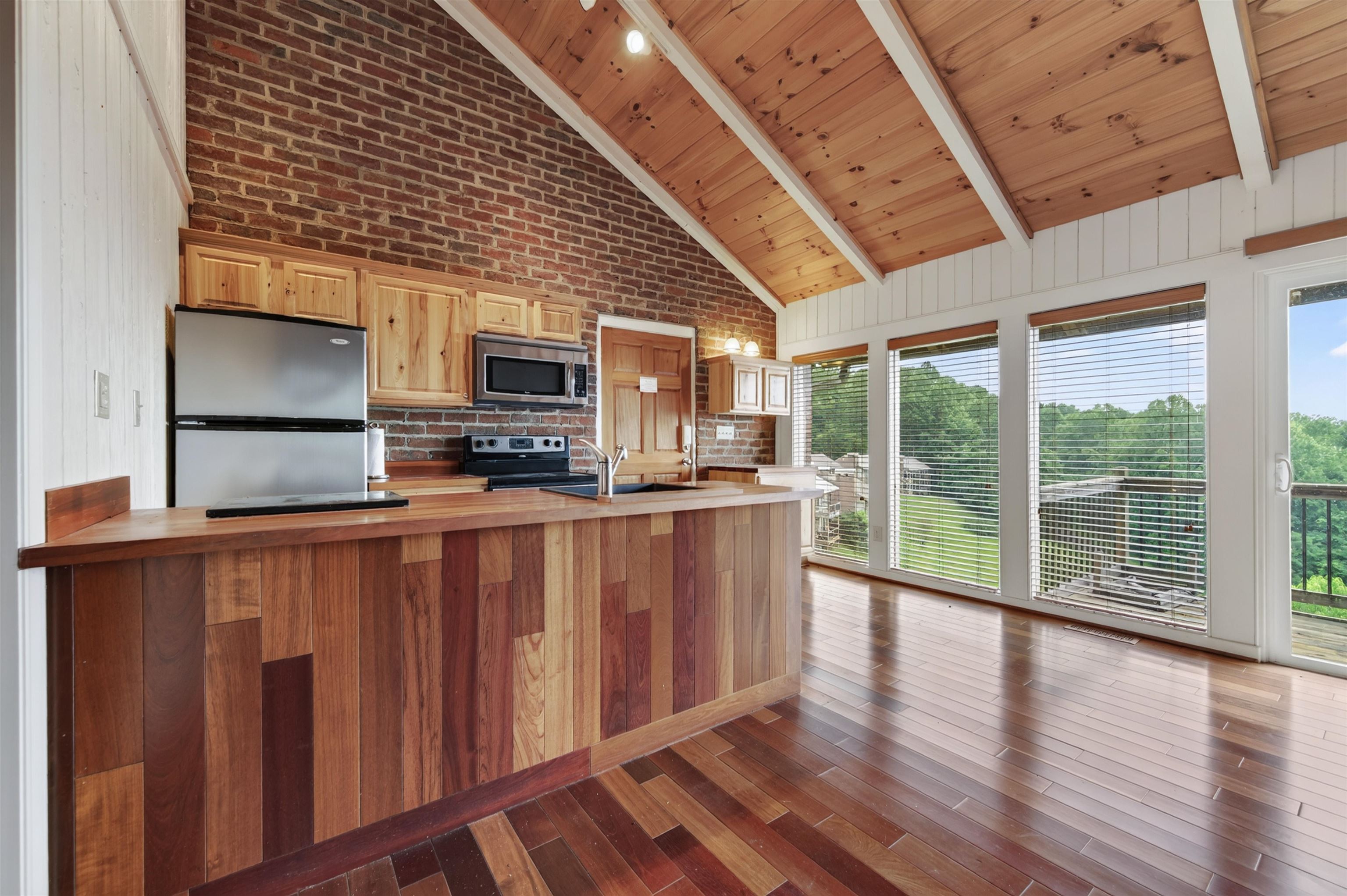 6 Doe Highlands Drive Hillsville VA 24343