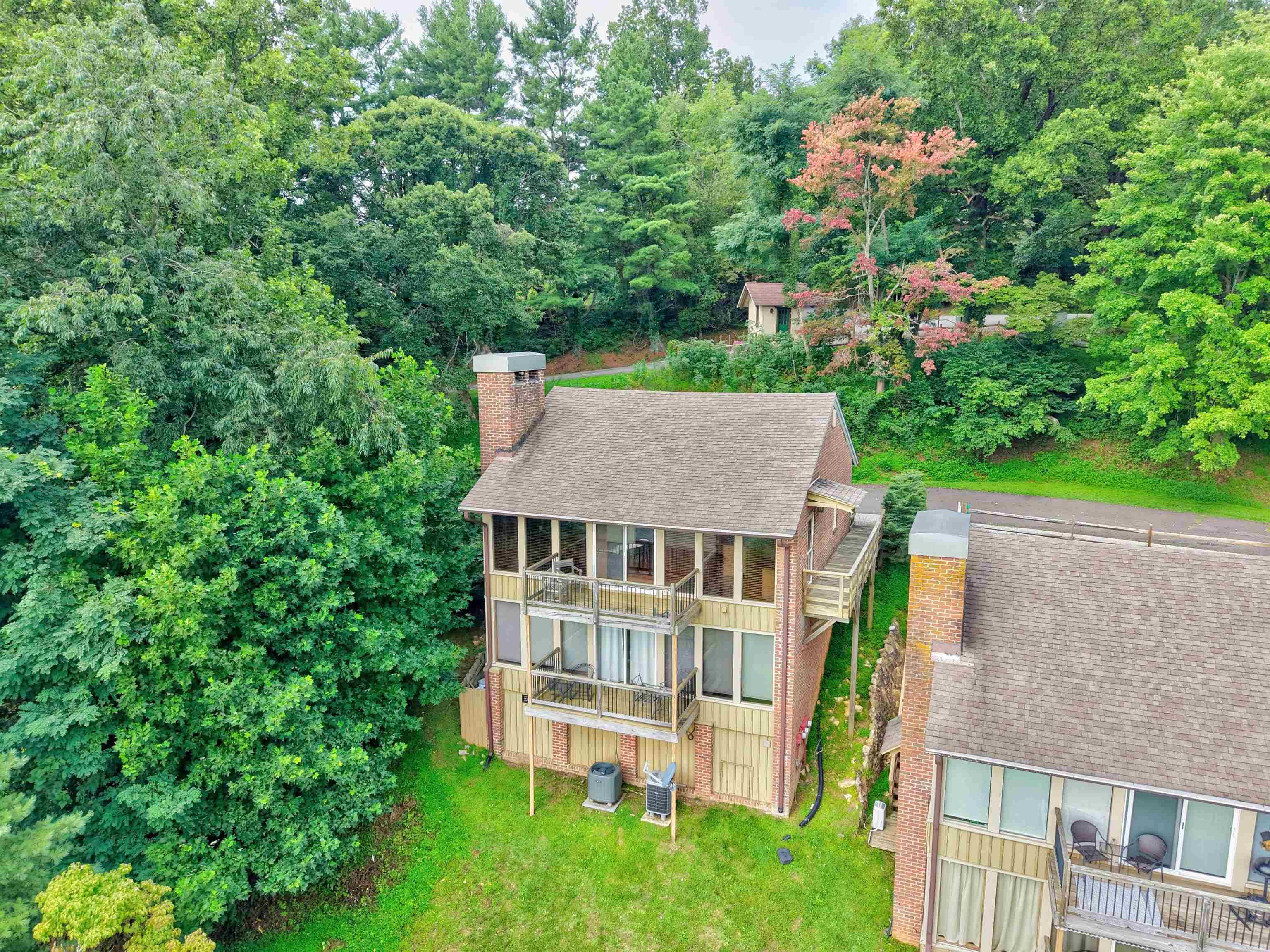6 Doe Highlands Drive Hillsville VA 24343