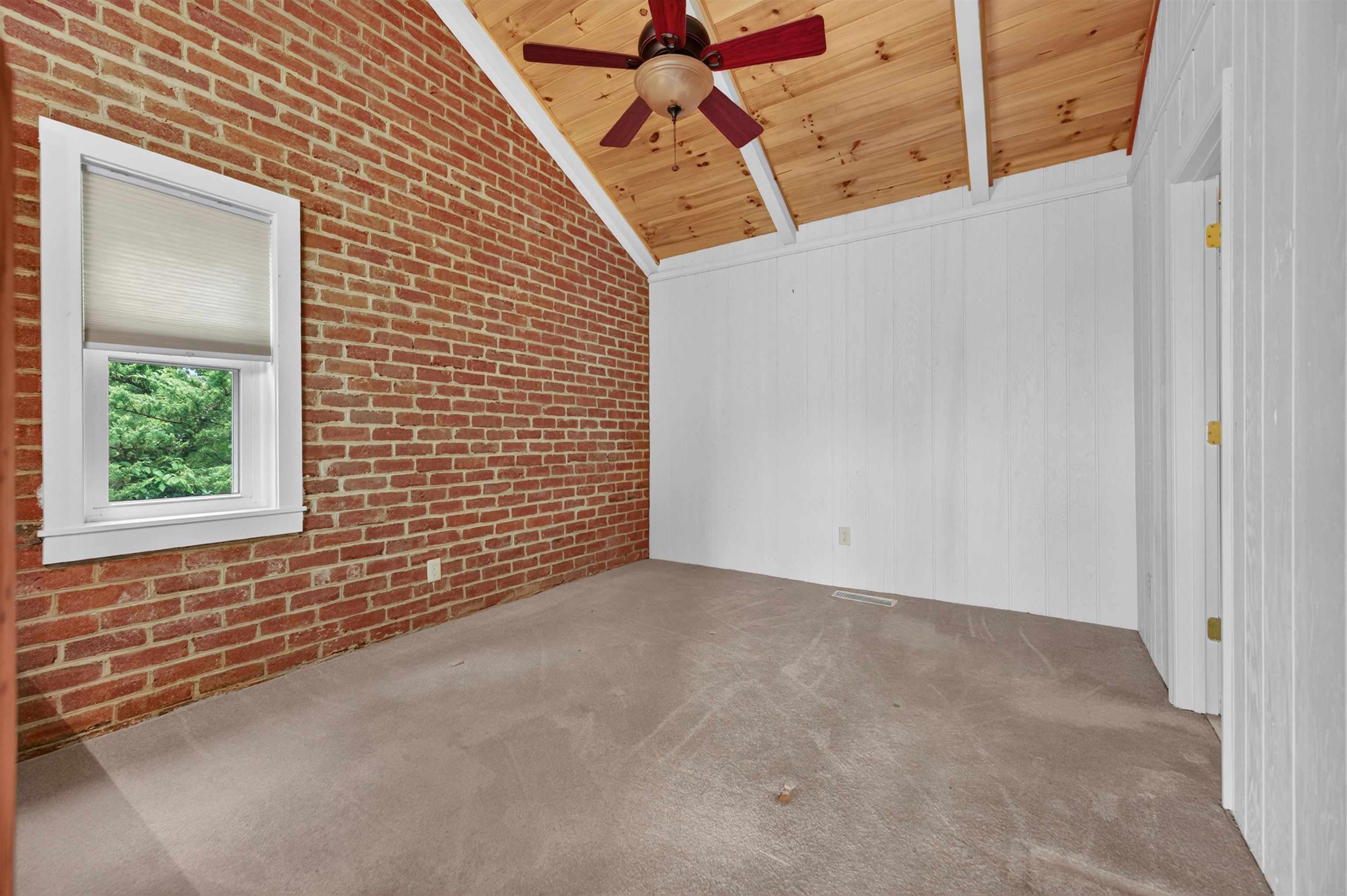 6 Doe Highlands Drive Hillsville VA 24343