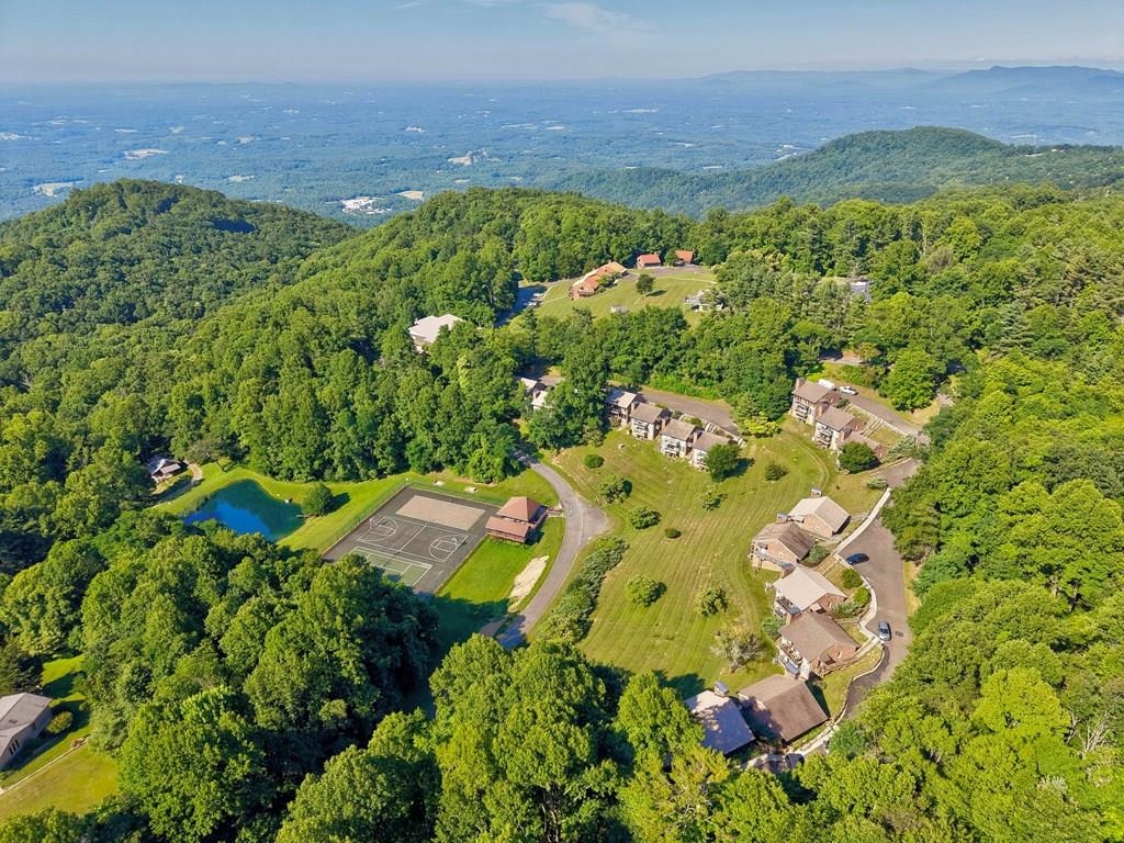 6 Doe Highlands Drive Hillsville VA 24343