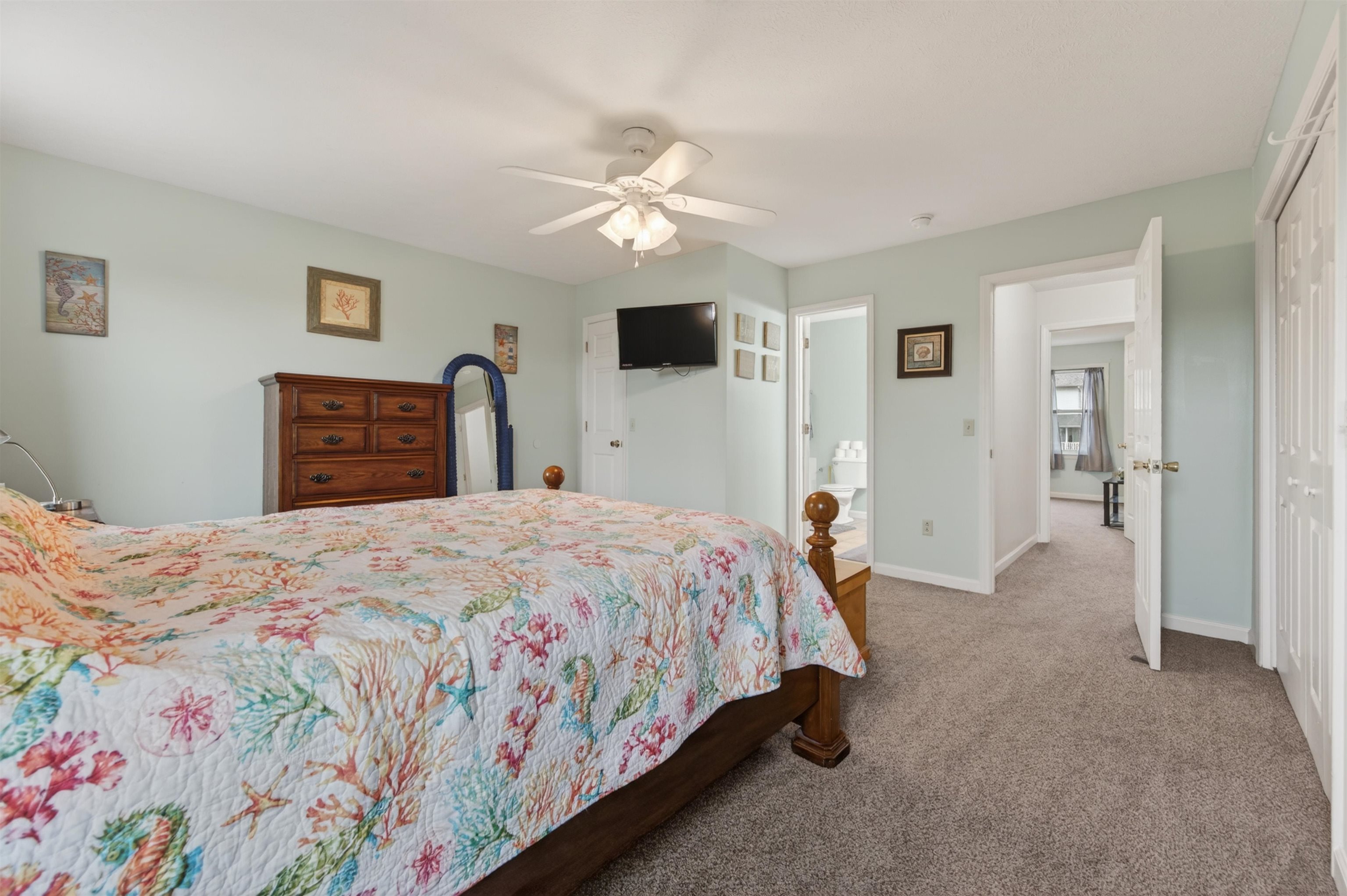 6138 Schoolfield Avenue Radford VA 24141