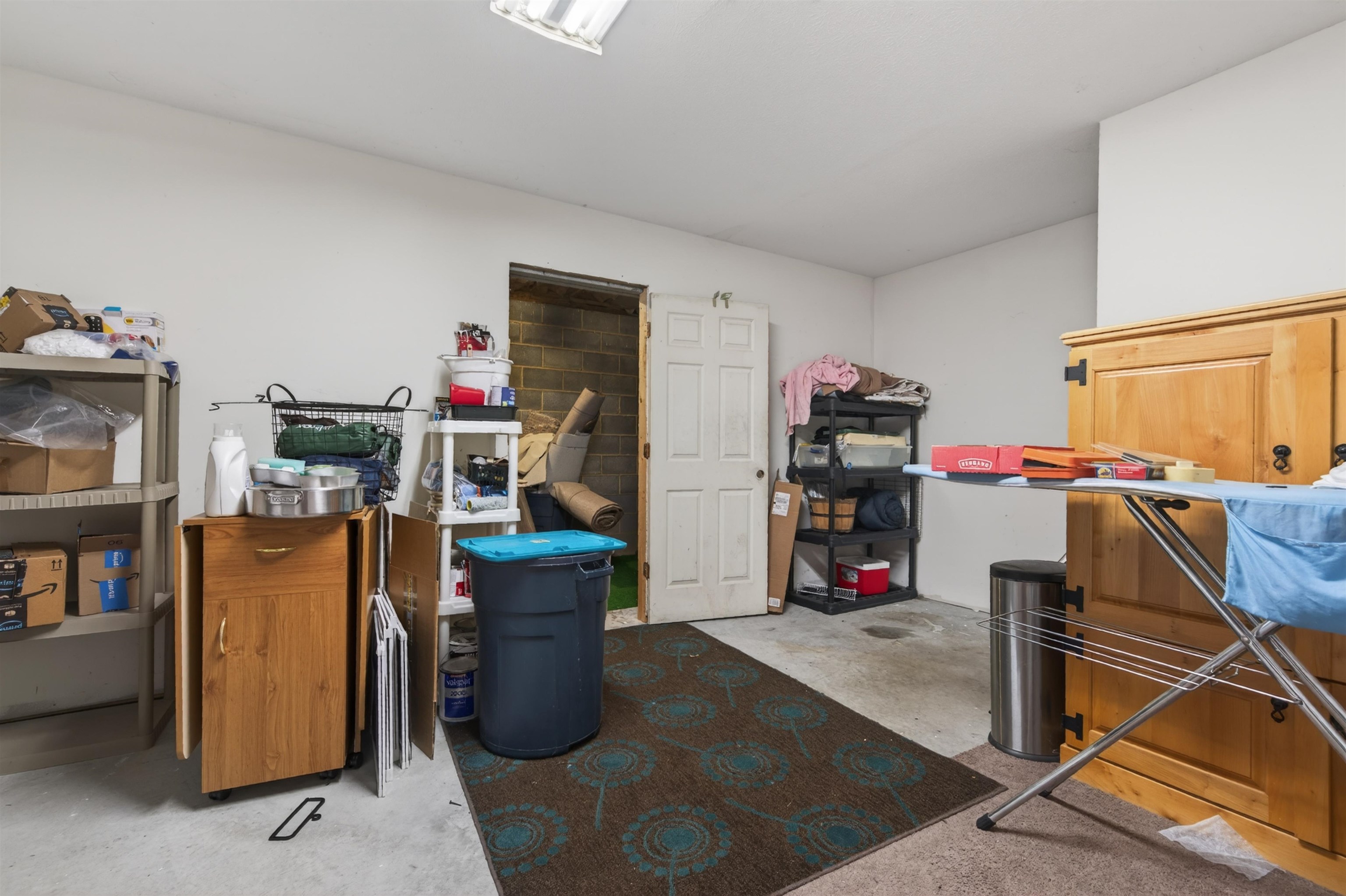 6138 Schoolfield Avenue Radford VA 24141