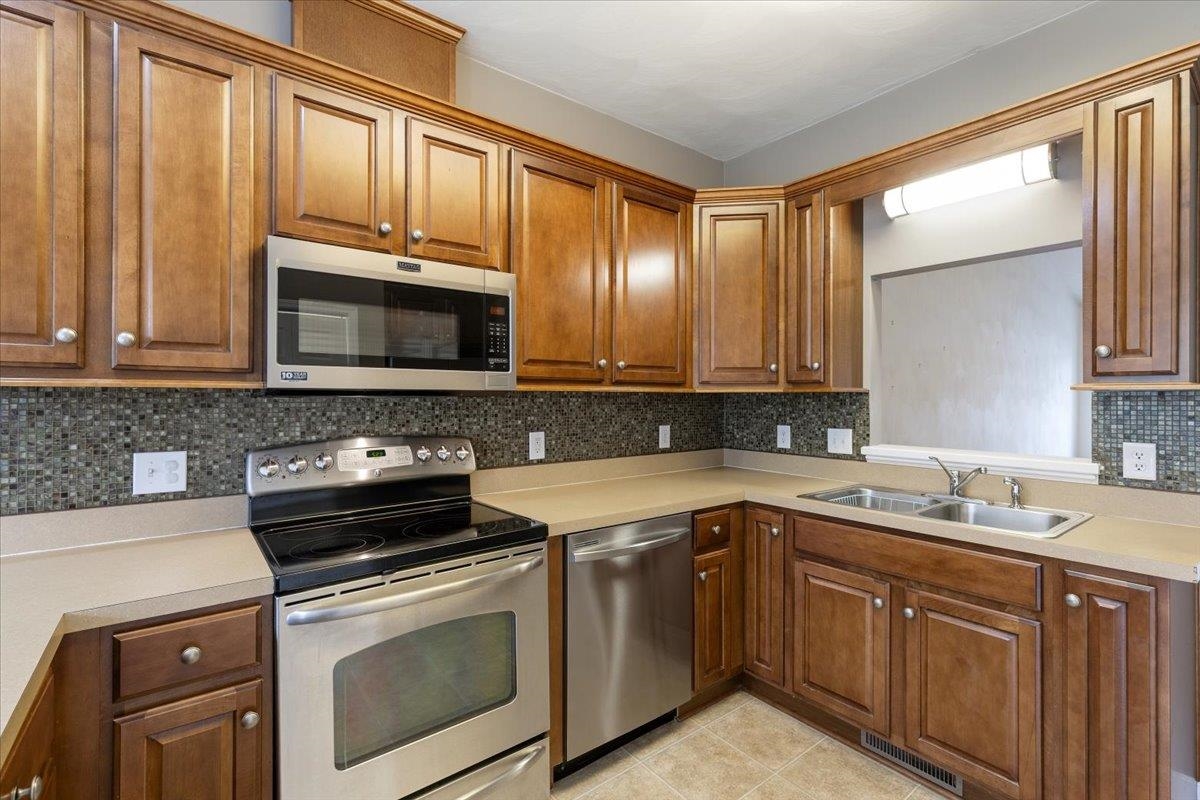 240 Slate Creek Drive NW Christiansburg VA 24073