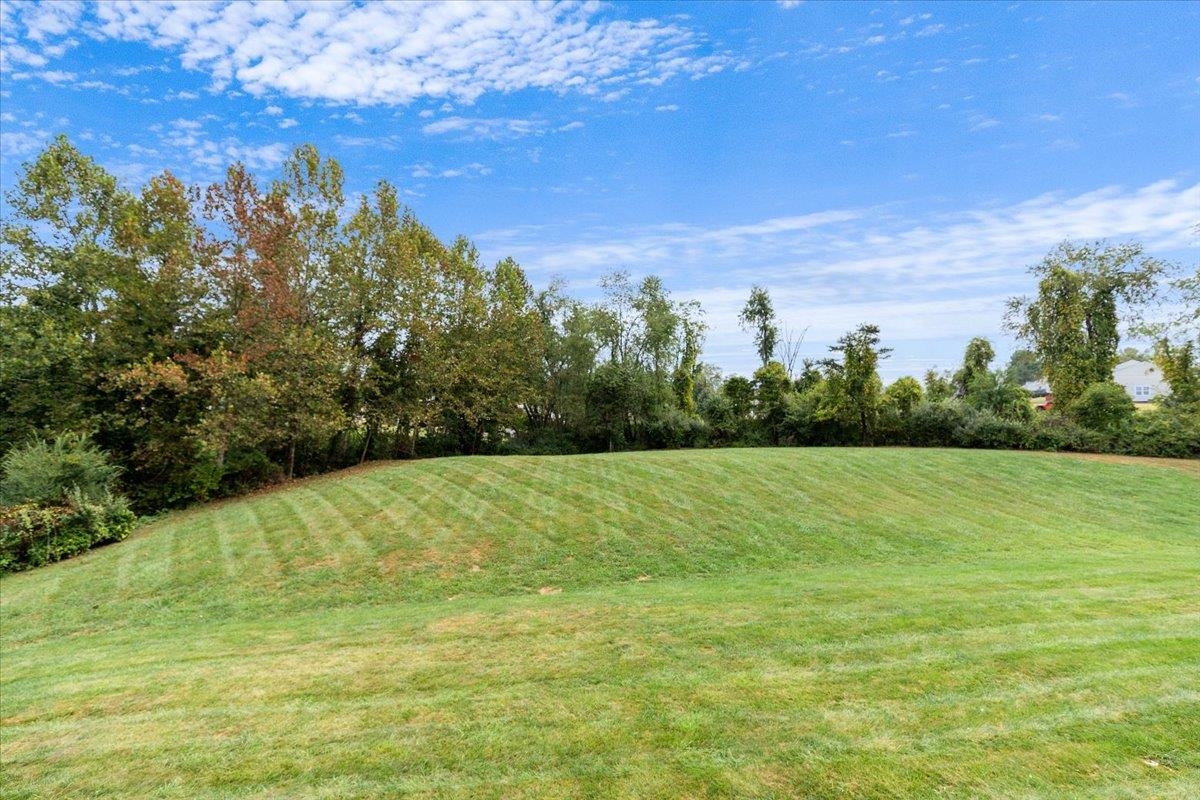 240 Slate Creek Drive NW Christiansburg VA 24073