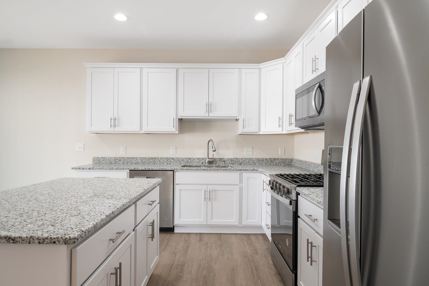 6139 Warren Newcomb Drive Fairlawn VA 24141