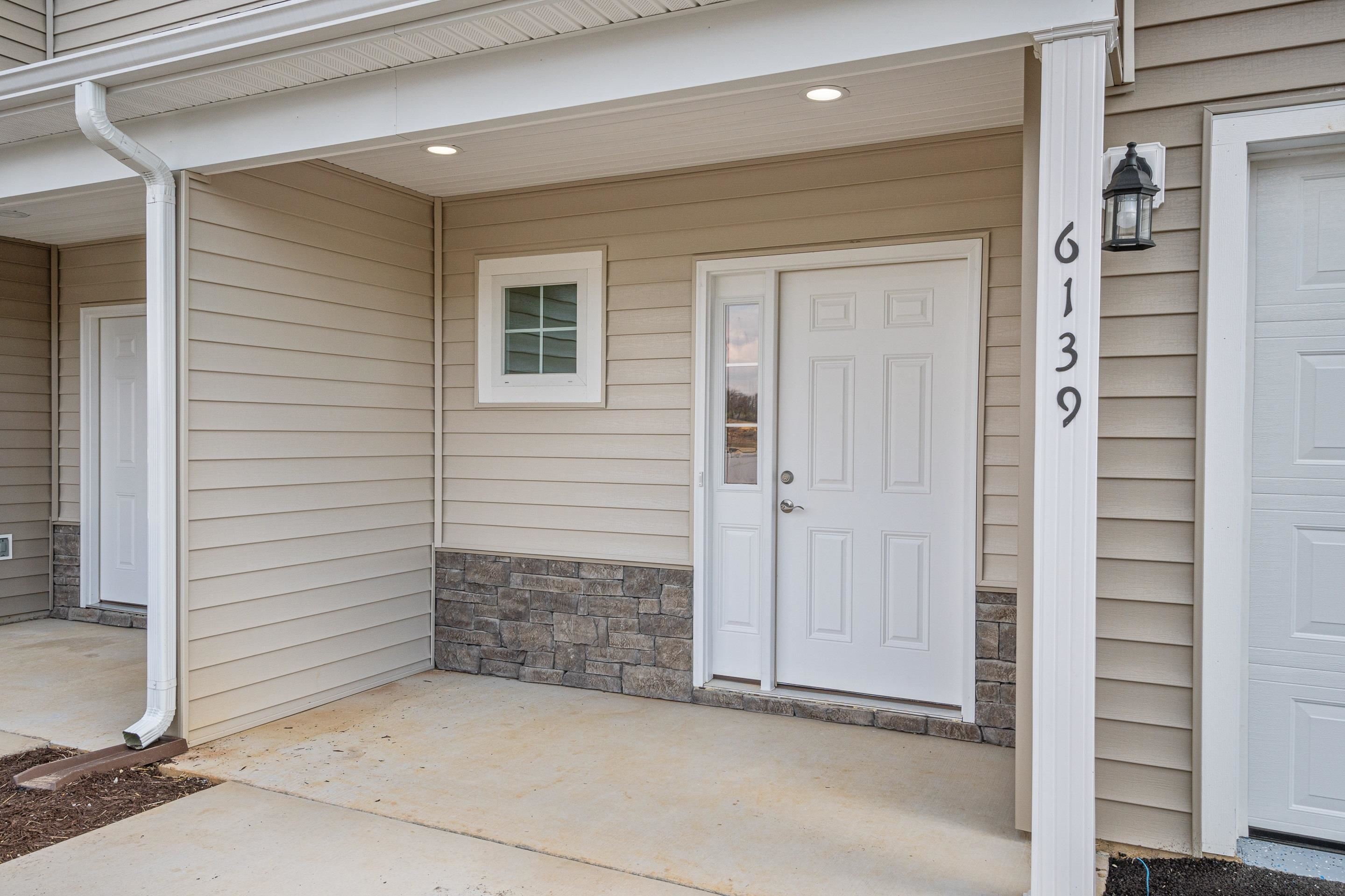 6139 Warren Newcomb Drive Fairlawn VA 24141