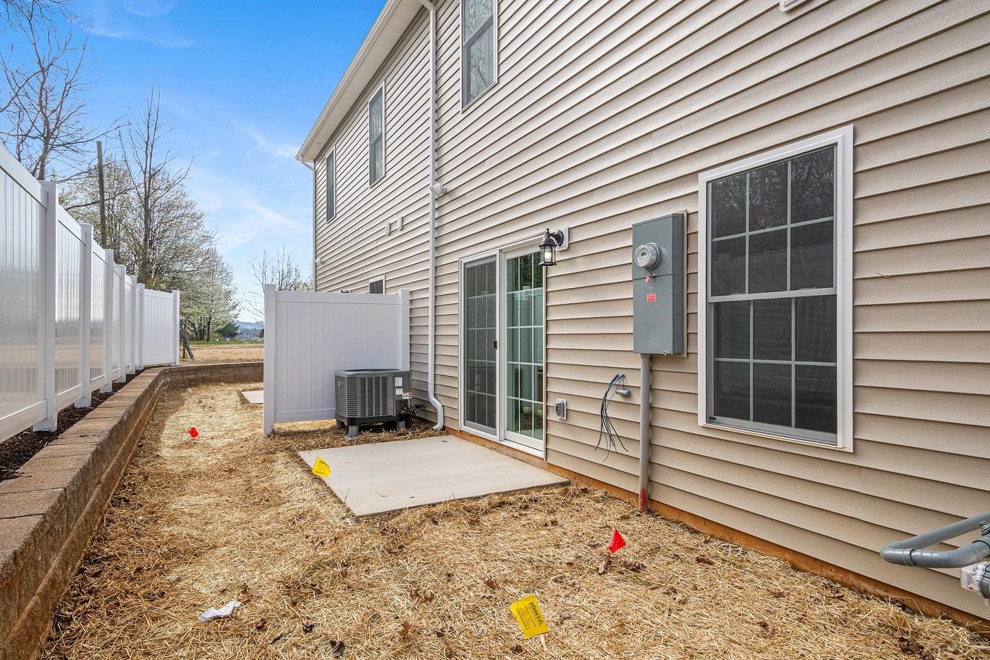 6139 Warren Newcomb Drive Fairlawn VA 24141