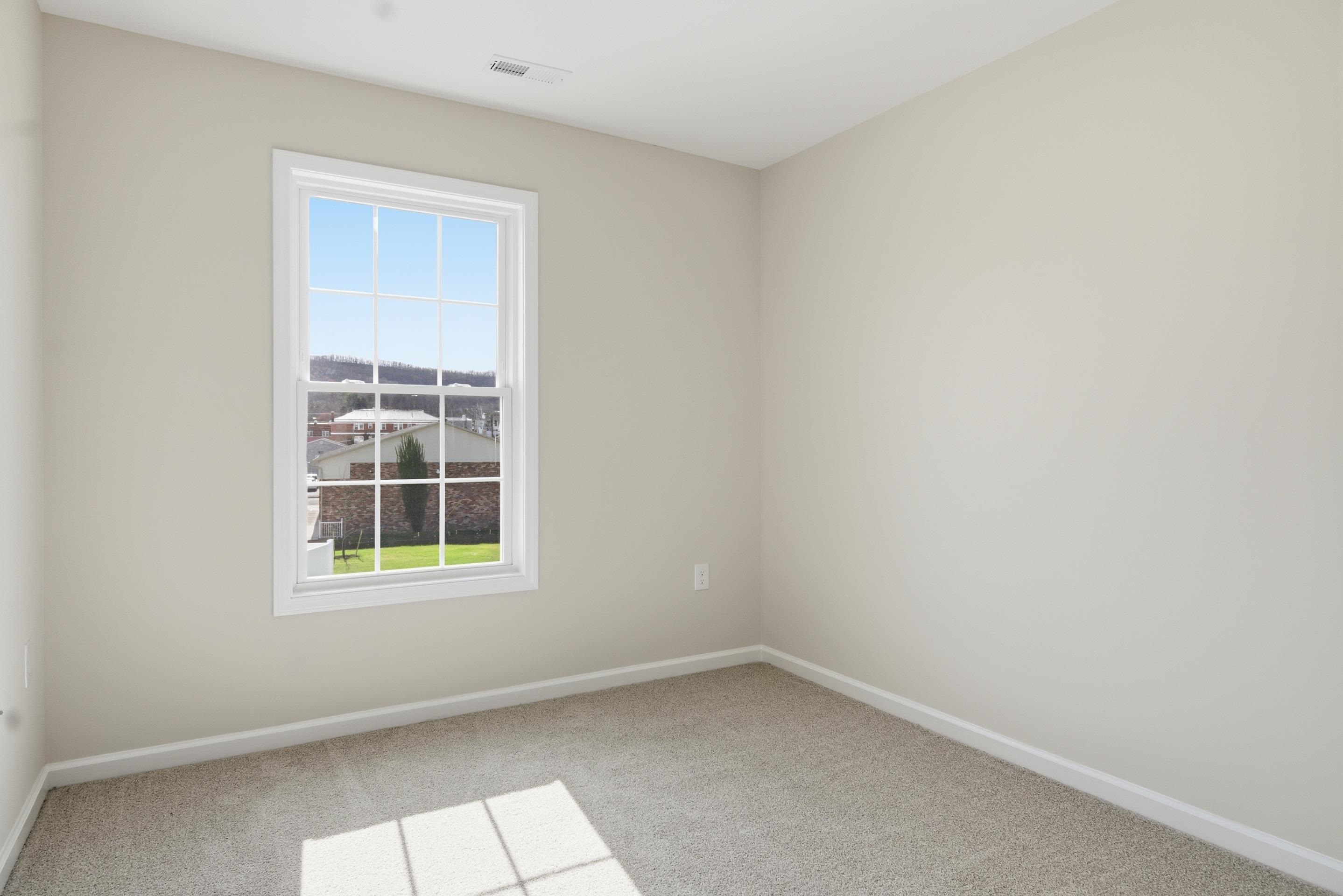 417 N Washington Avenue Pulaski VA 24301