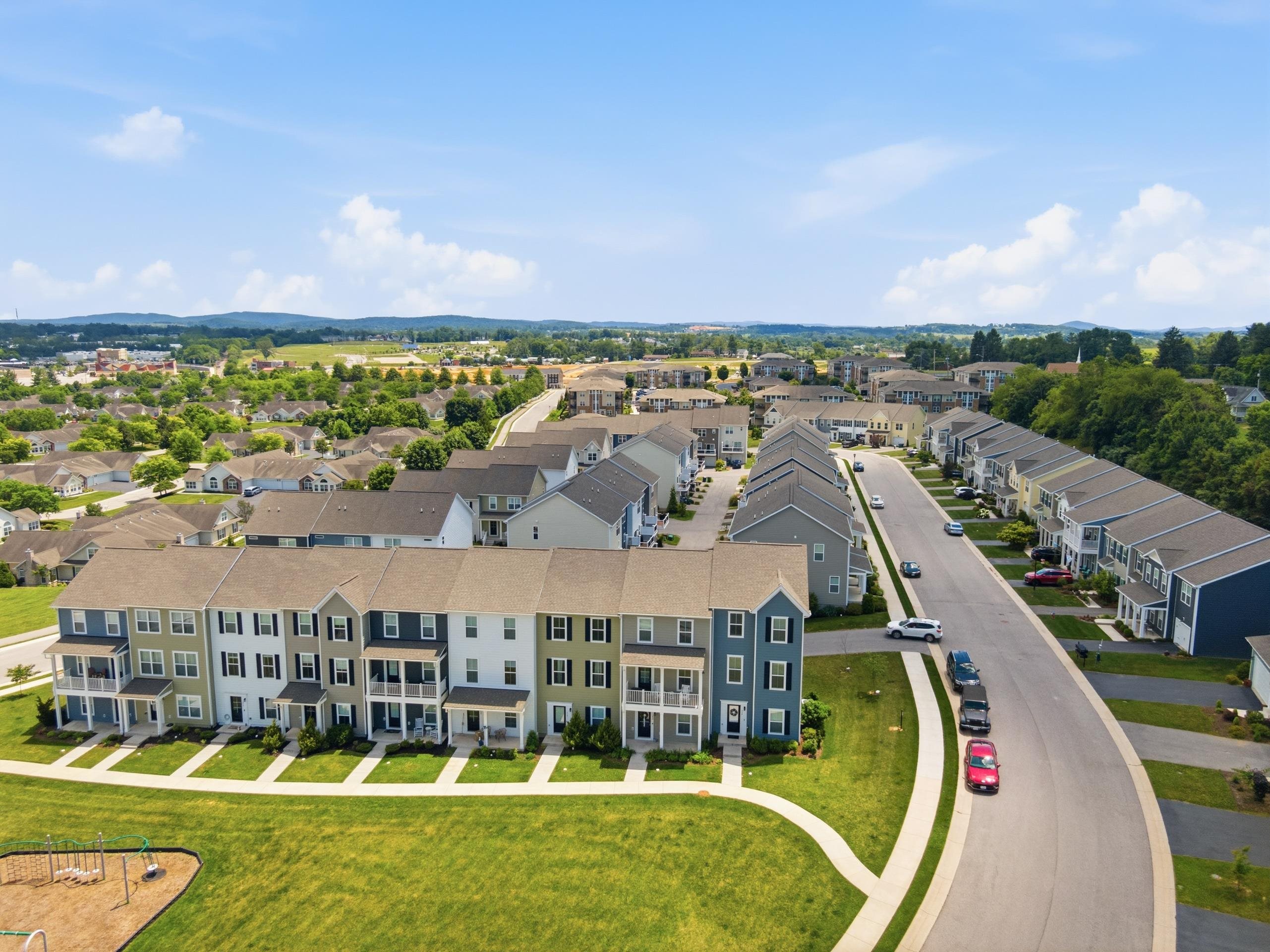 340 Hamilton Avenue NW Christiansburg VA 24073