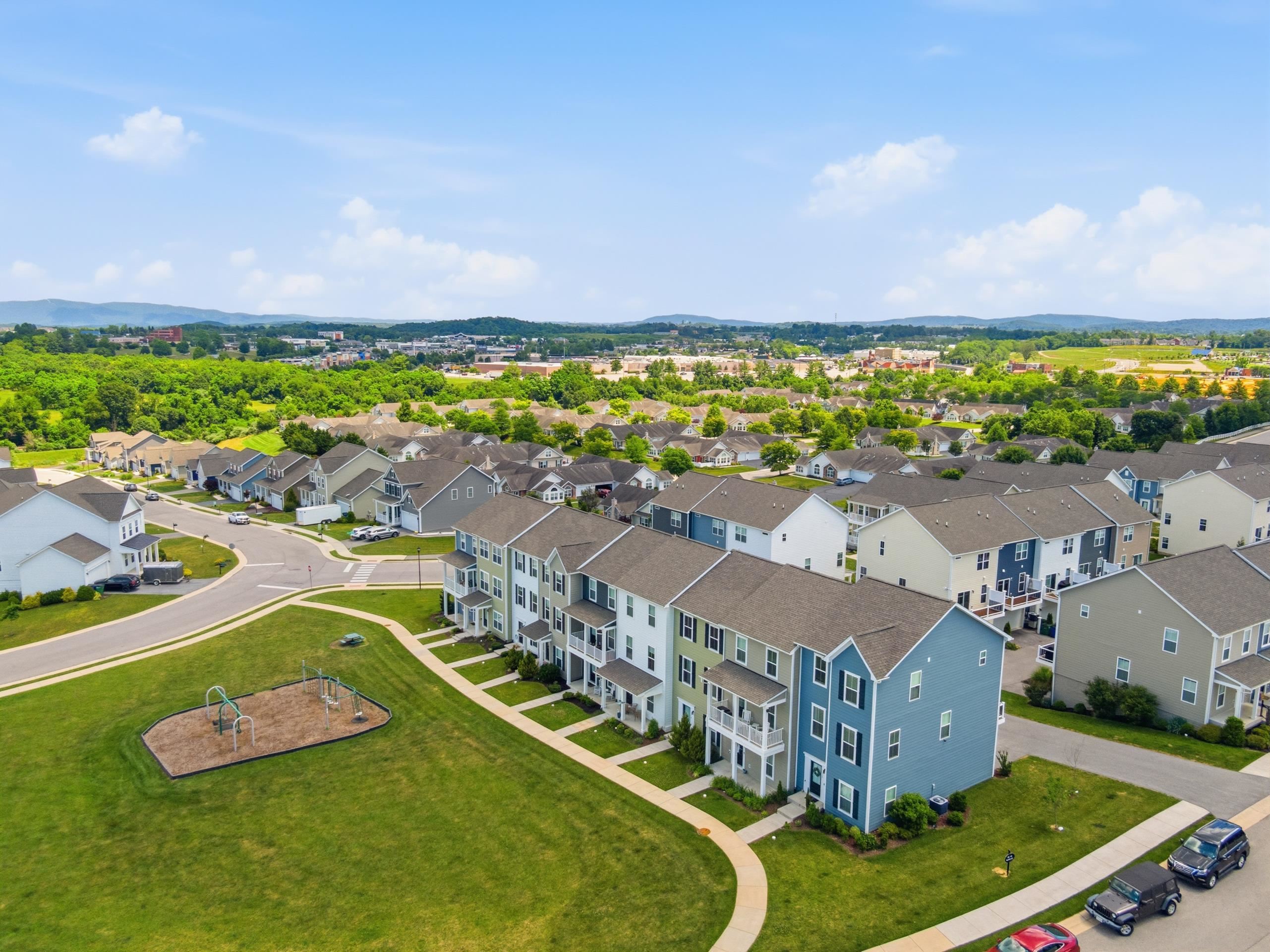 340 Hamilton Avenue NW Christiansburg VA 24073