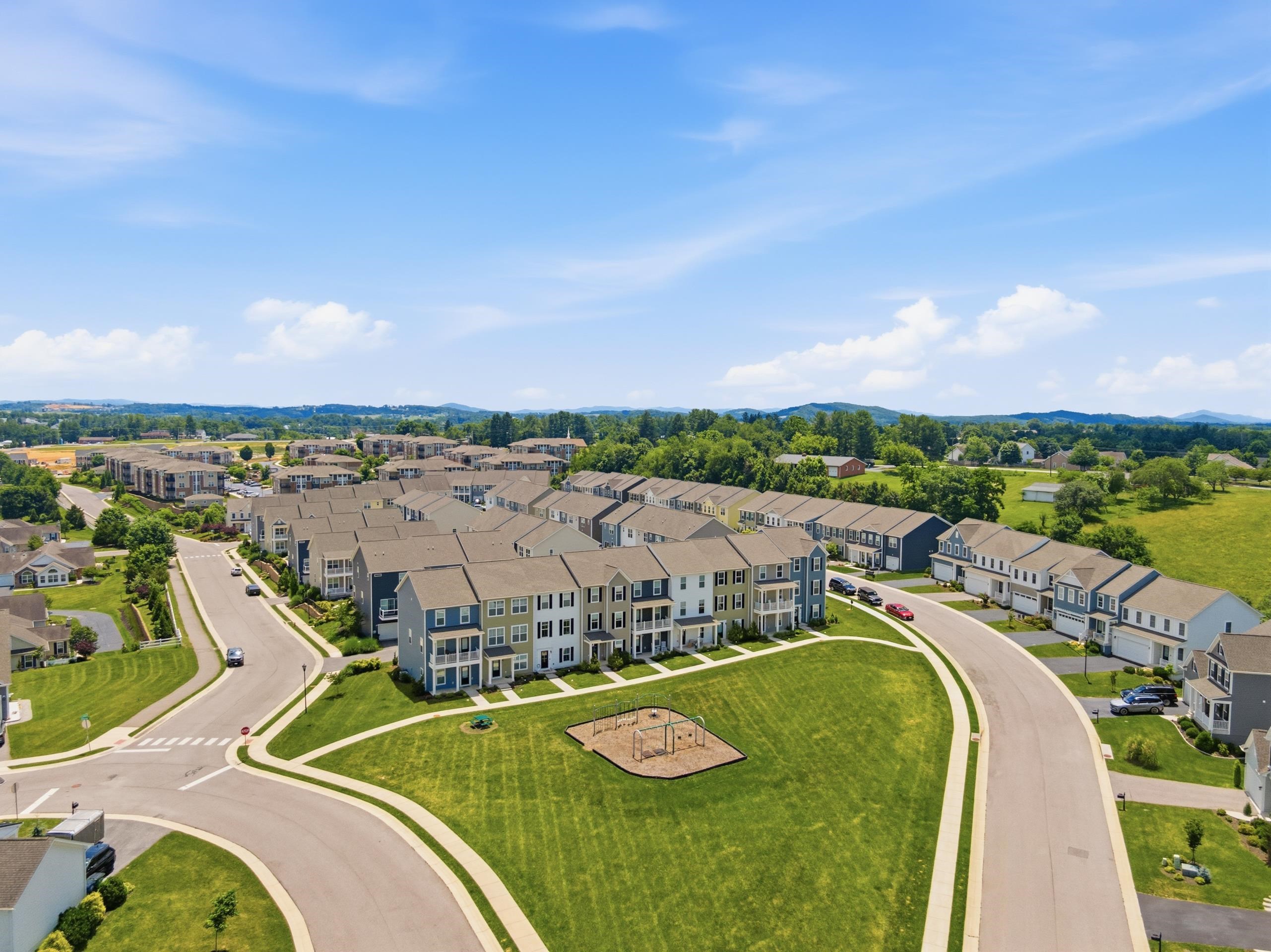 340 Hamilton Avenue NW Christiansburg VA 24073