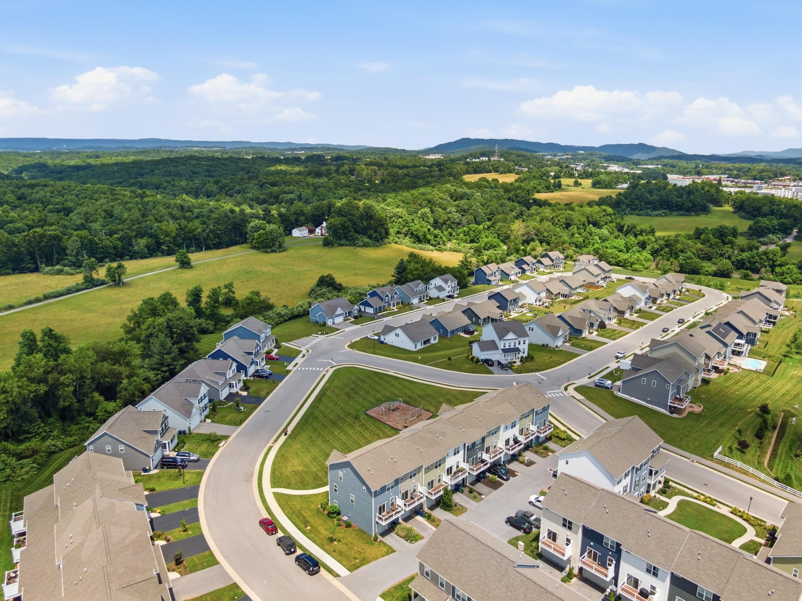 340 Hamilton Avenue NW Christiansburg VA 24073