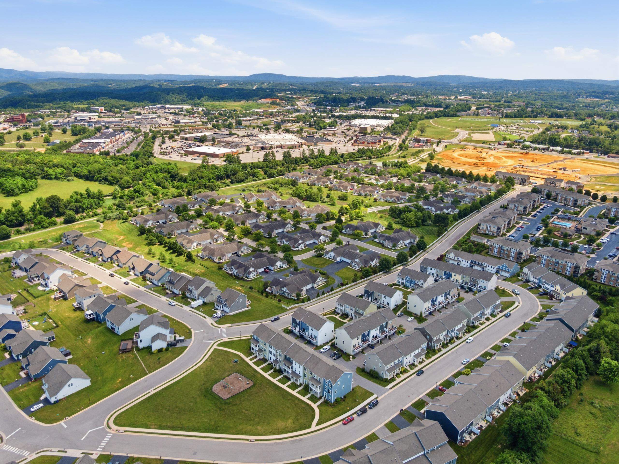 340 Hamilton Avenue NW Christiansburg VA 24073