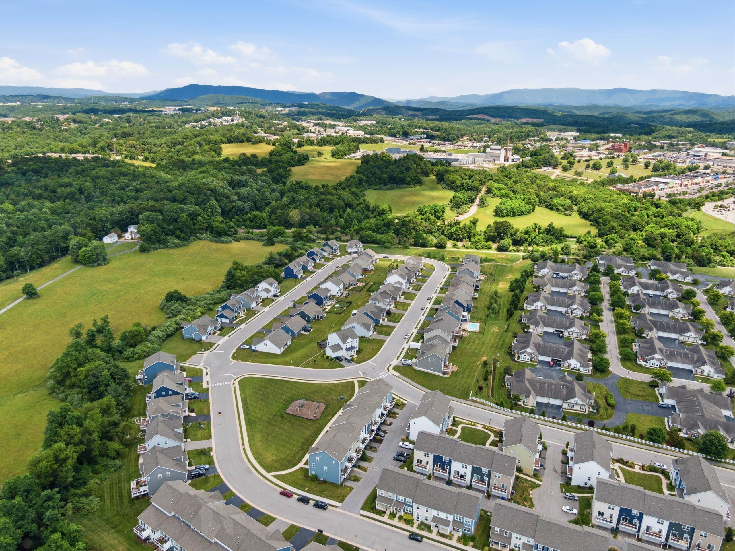 340 Hamilton Avenue NW Christiansburg VA 24073