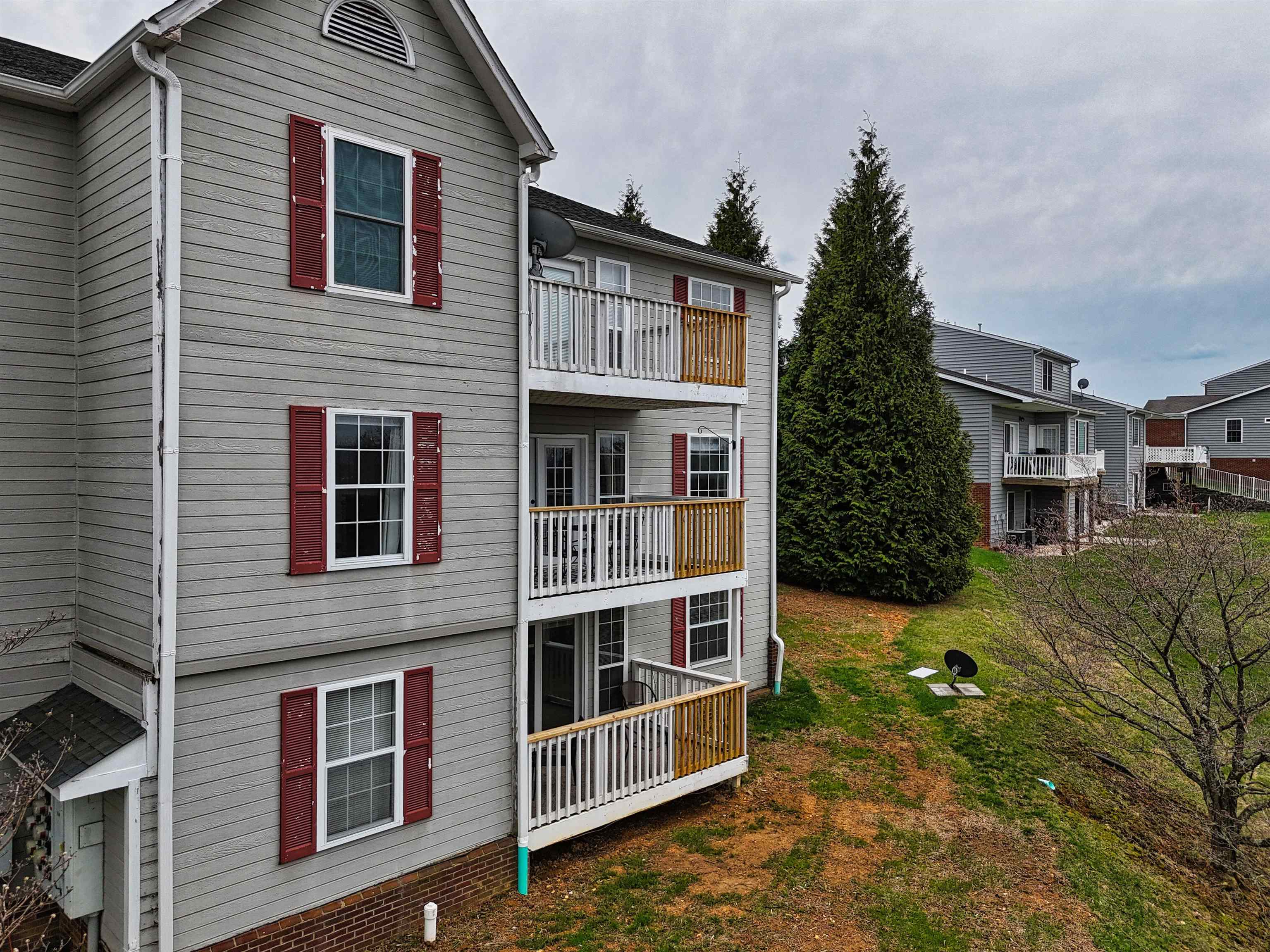 1400 Cedar Ridge Drive Radford VA 24141
