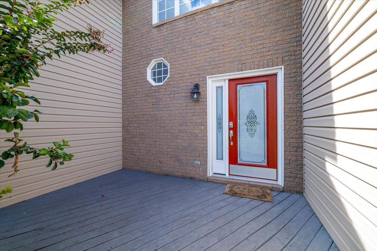 2542 Blossom Trail W Blacksburg VA 24060