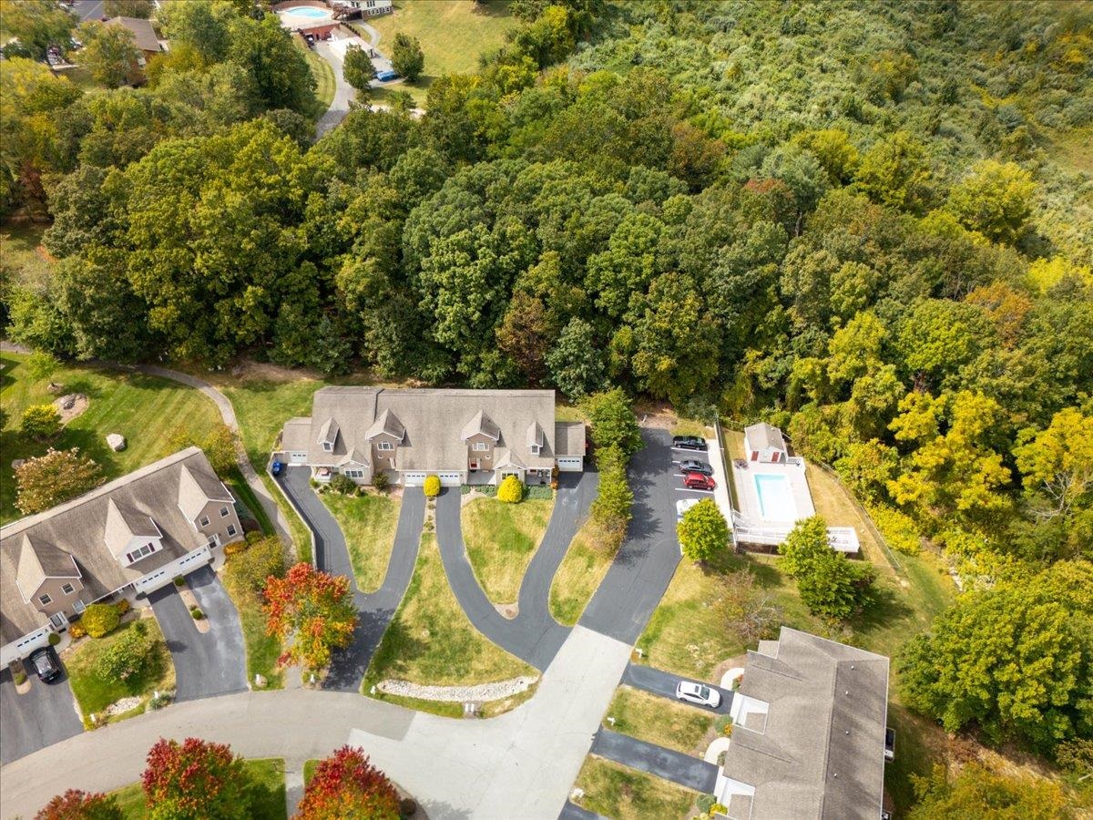 2542 Blossom Trail W Blacksburg VA 24060