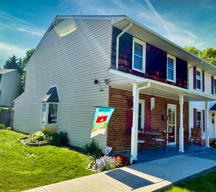 302 New Kent Road Blacksburg VA 24060