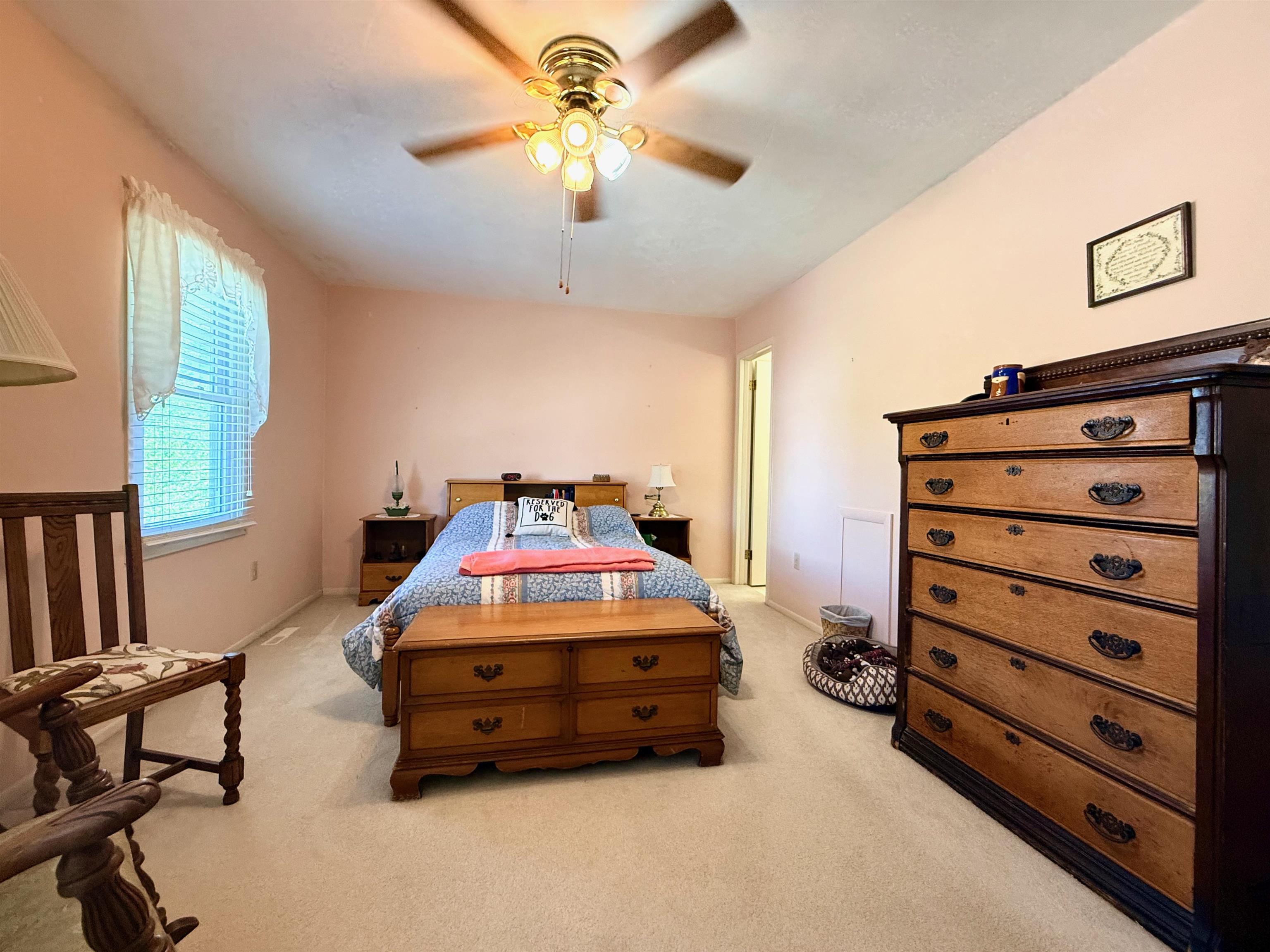 302 New Kent Road Blacksburg VA 24060