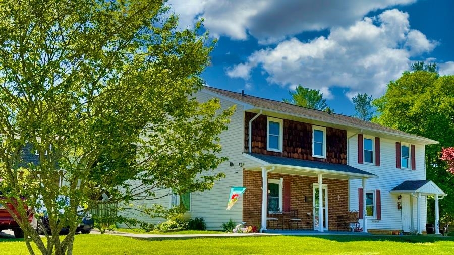 302 New Kent Road Blacksburg VA 24060