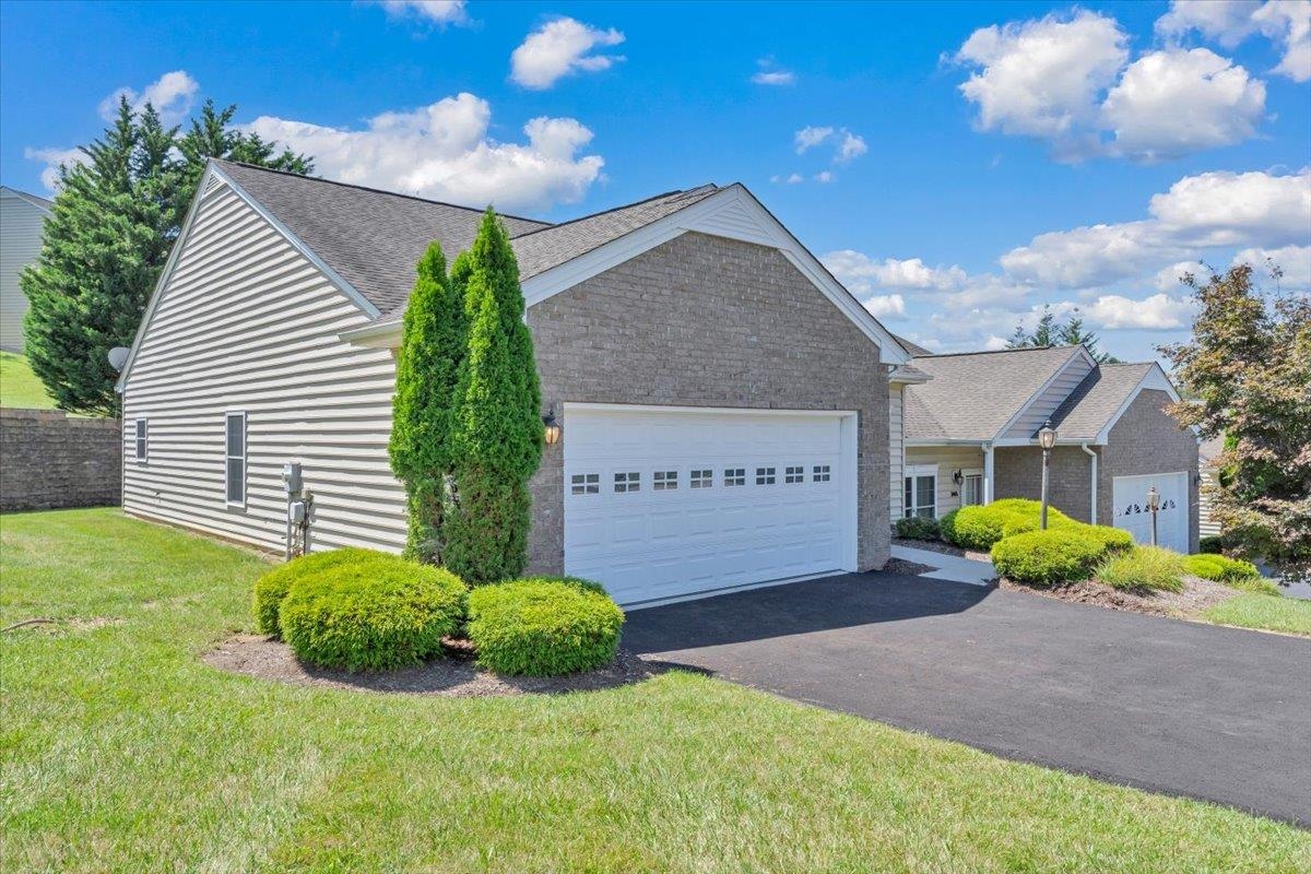 255 Slate Creek Drive NW Christiansburg VA 24073