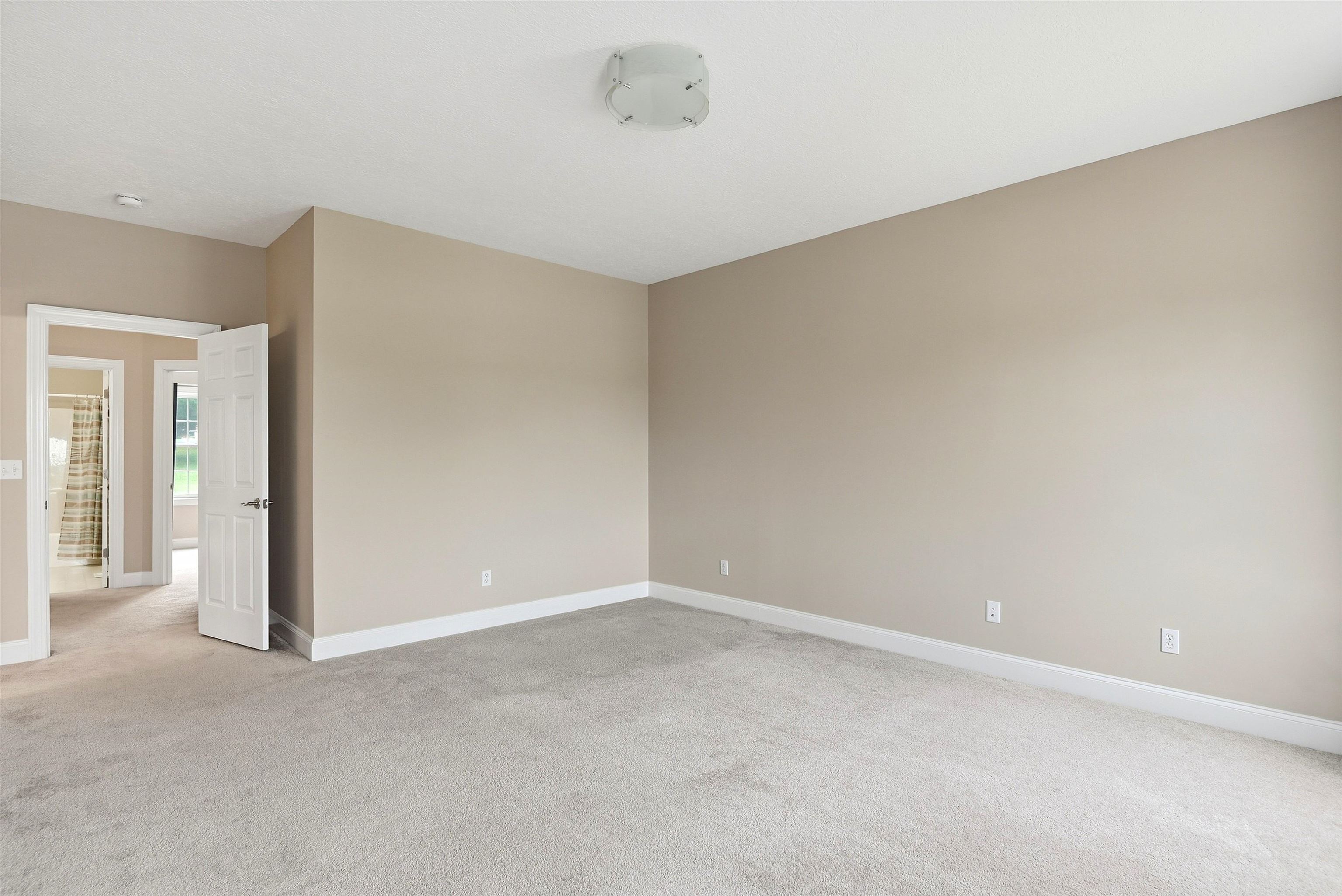 2522 Blossom Trail W Blacksburg VA 24060