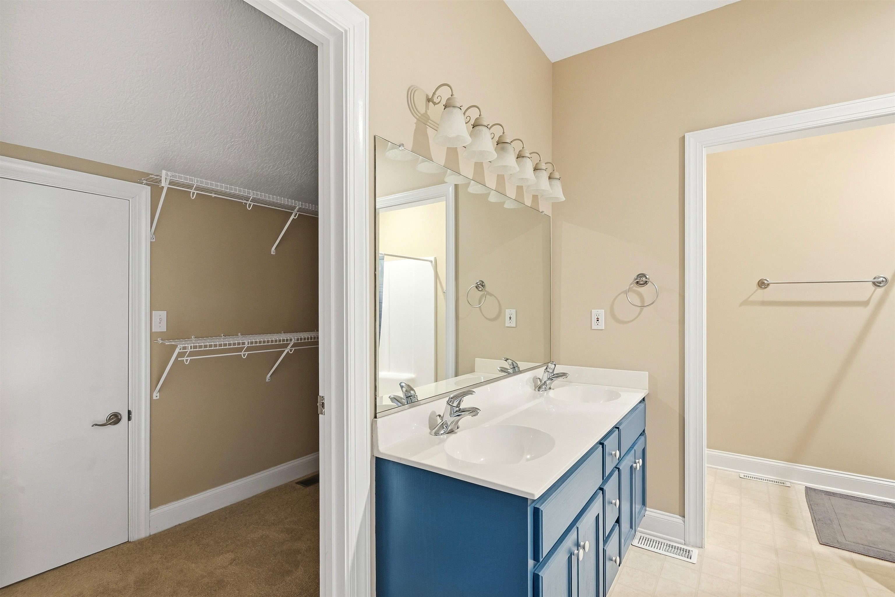 2522 Blossom Trail W Blacksburg VA 24060