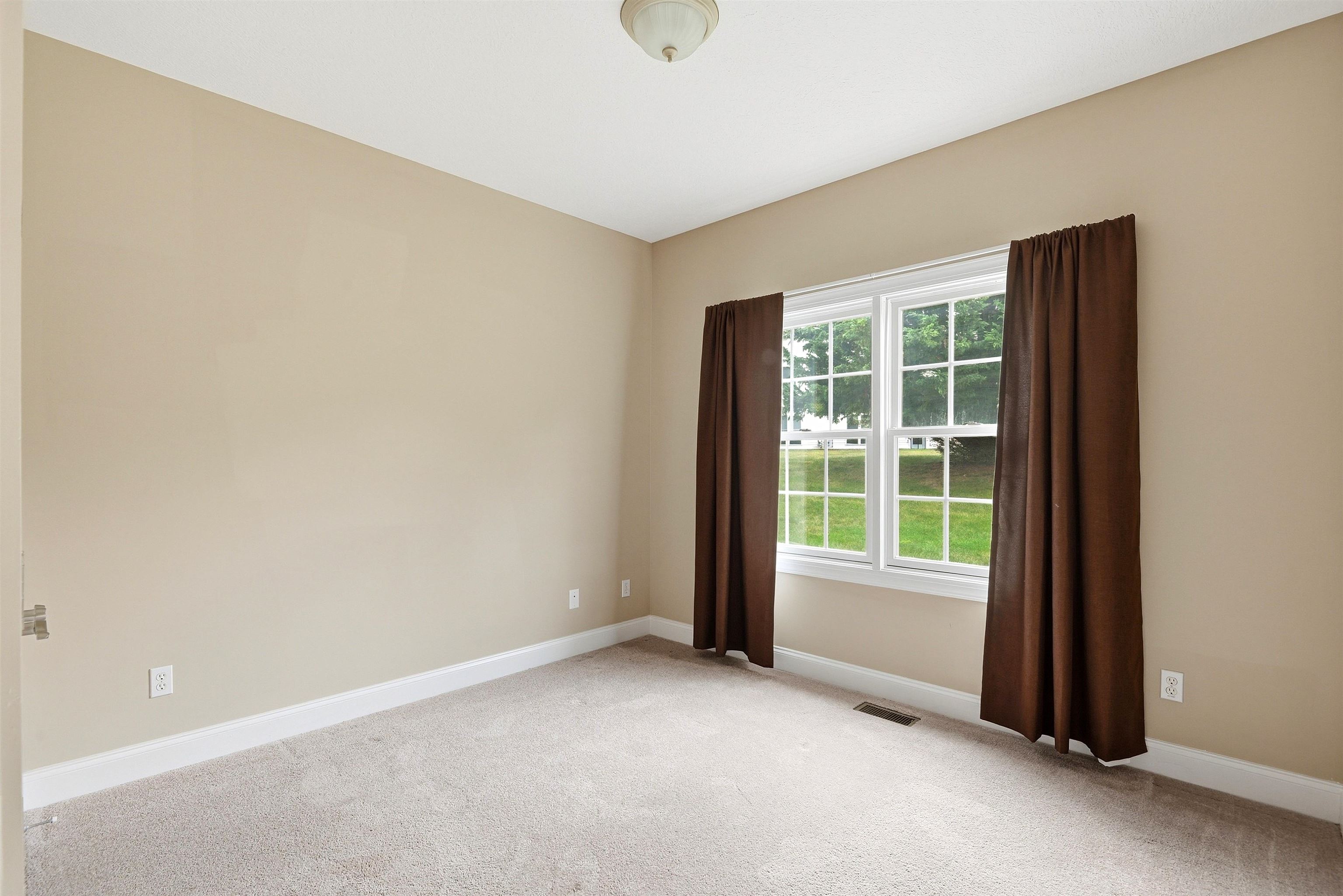 2522 Blossom Trail W Blacksburg VA 24060