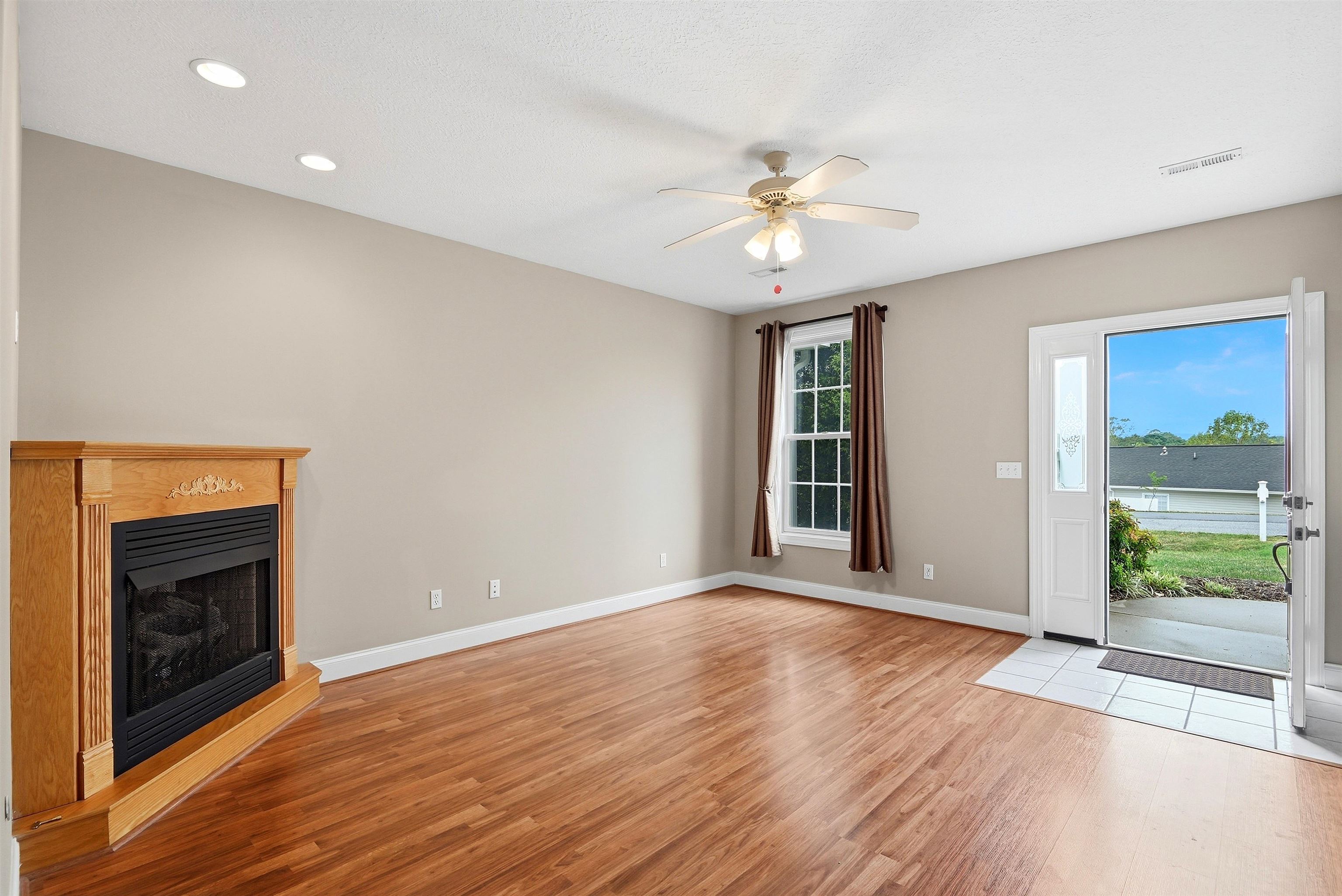 2522 Blossom Trail W Blacksburg VA 24060