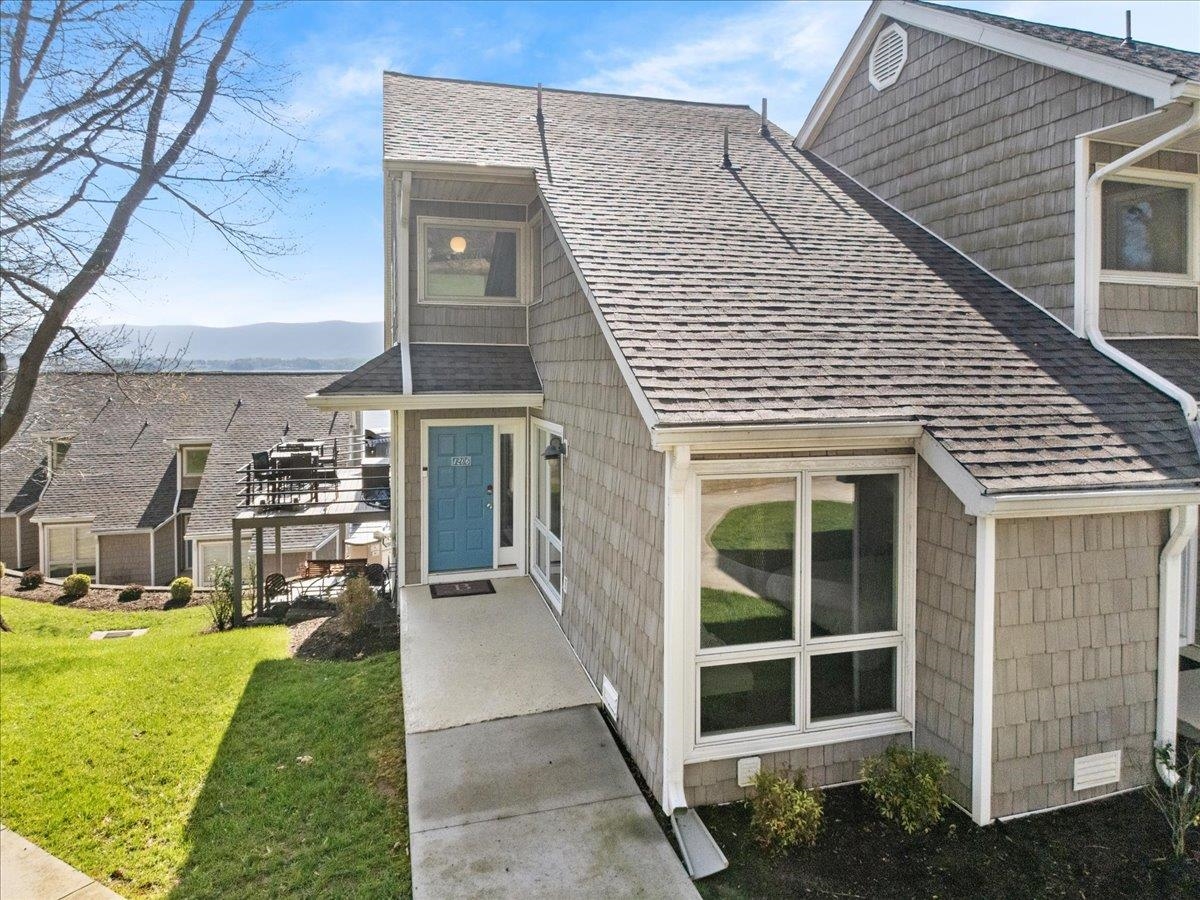 1206 Nature Lane Union Hall VA 24176