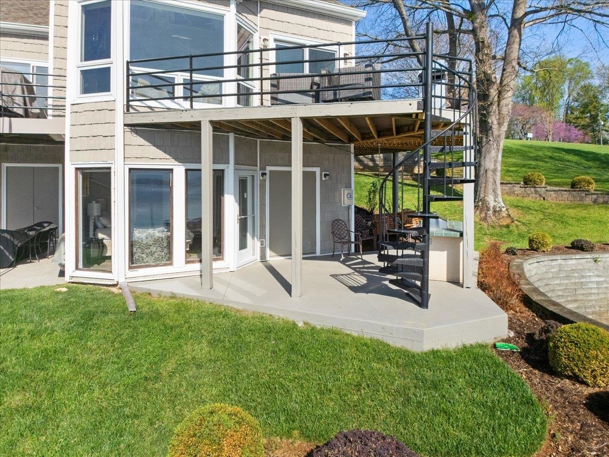 1206 Nature Lane Union Hall VA 24176