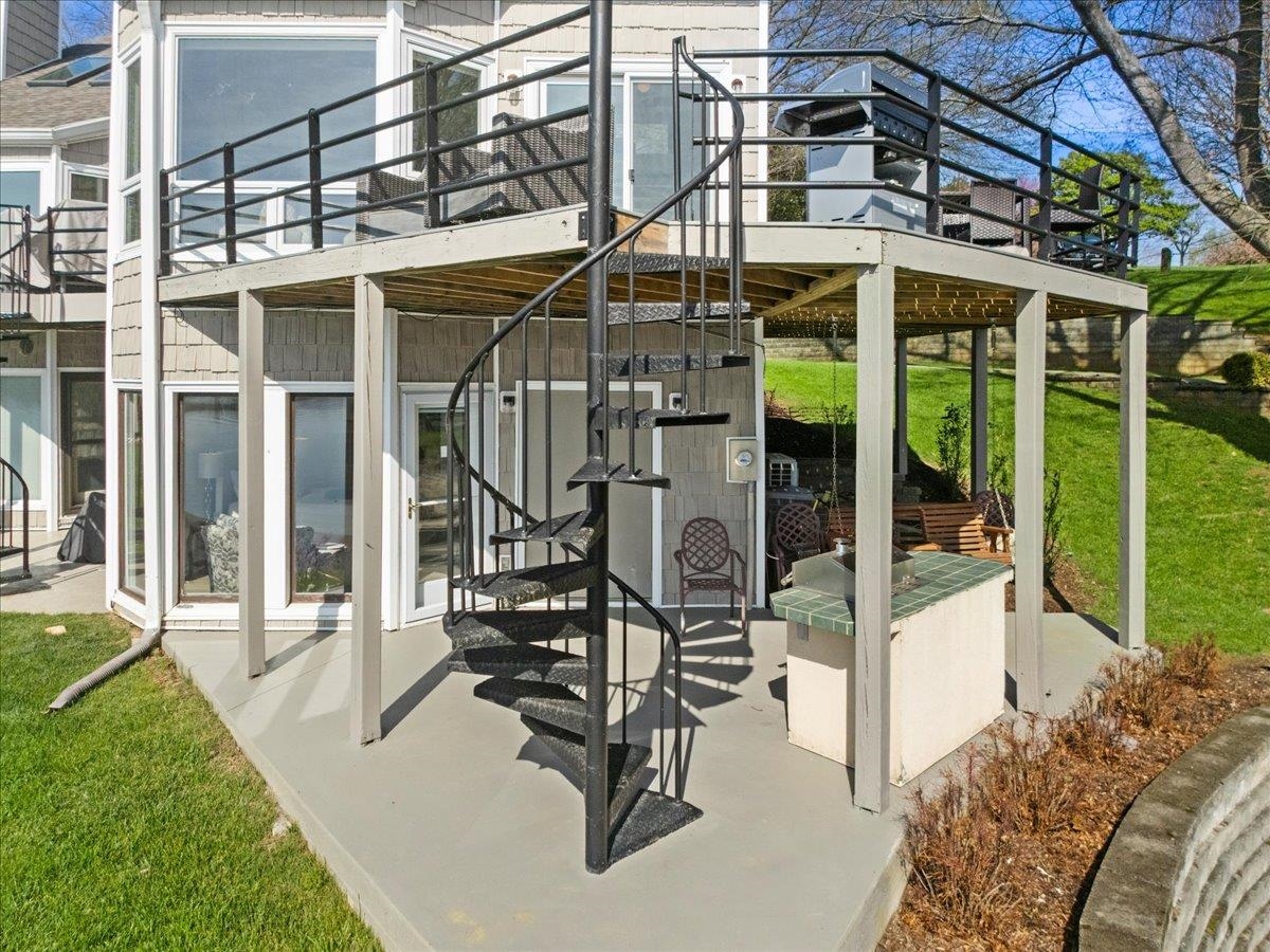 1206 Nature Lane Union Hall VA 24176