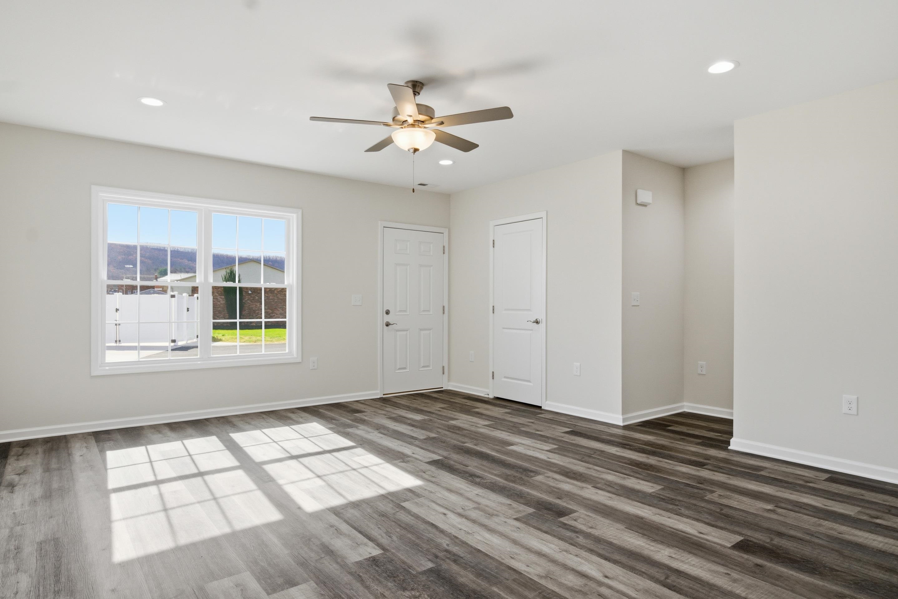 411 N Washington Avenue Pulaski VA 24301