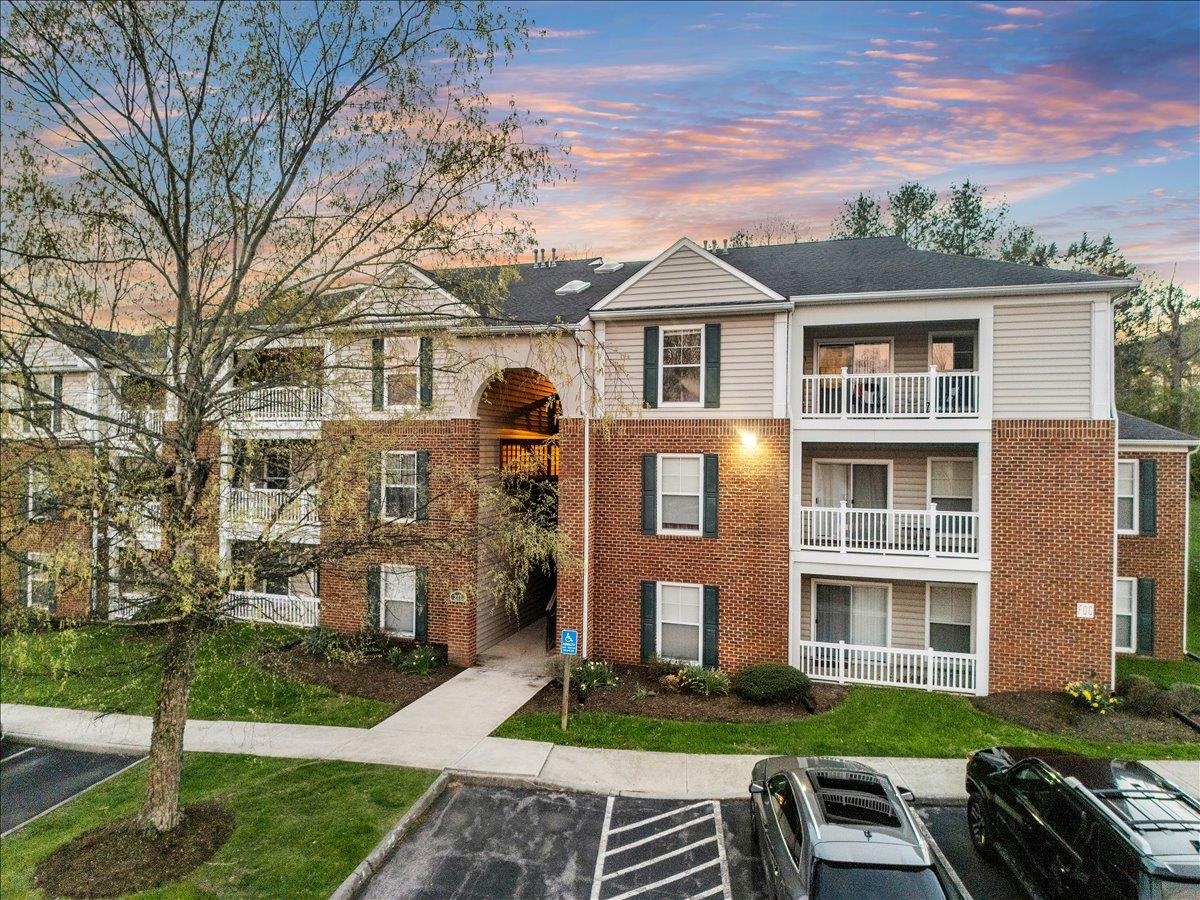 211 S Knollwood Drive Blacksburg VA 24060