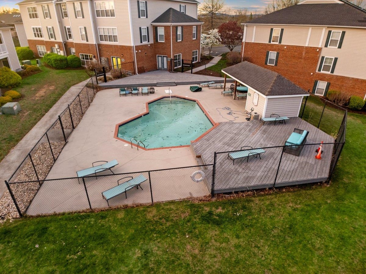 211 S Knollwood Drive Blacksburg VA 24060
