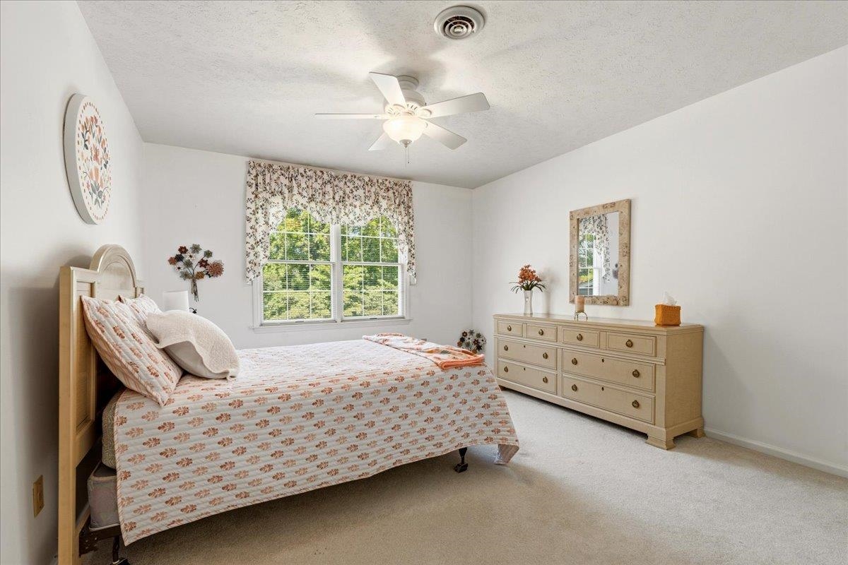 117 Greenbriar Drive Radford VA 24141