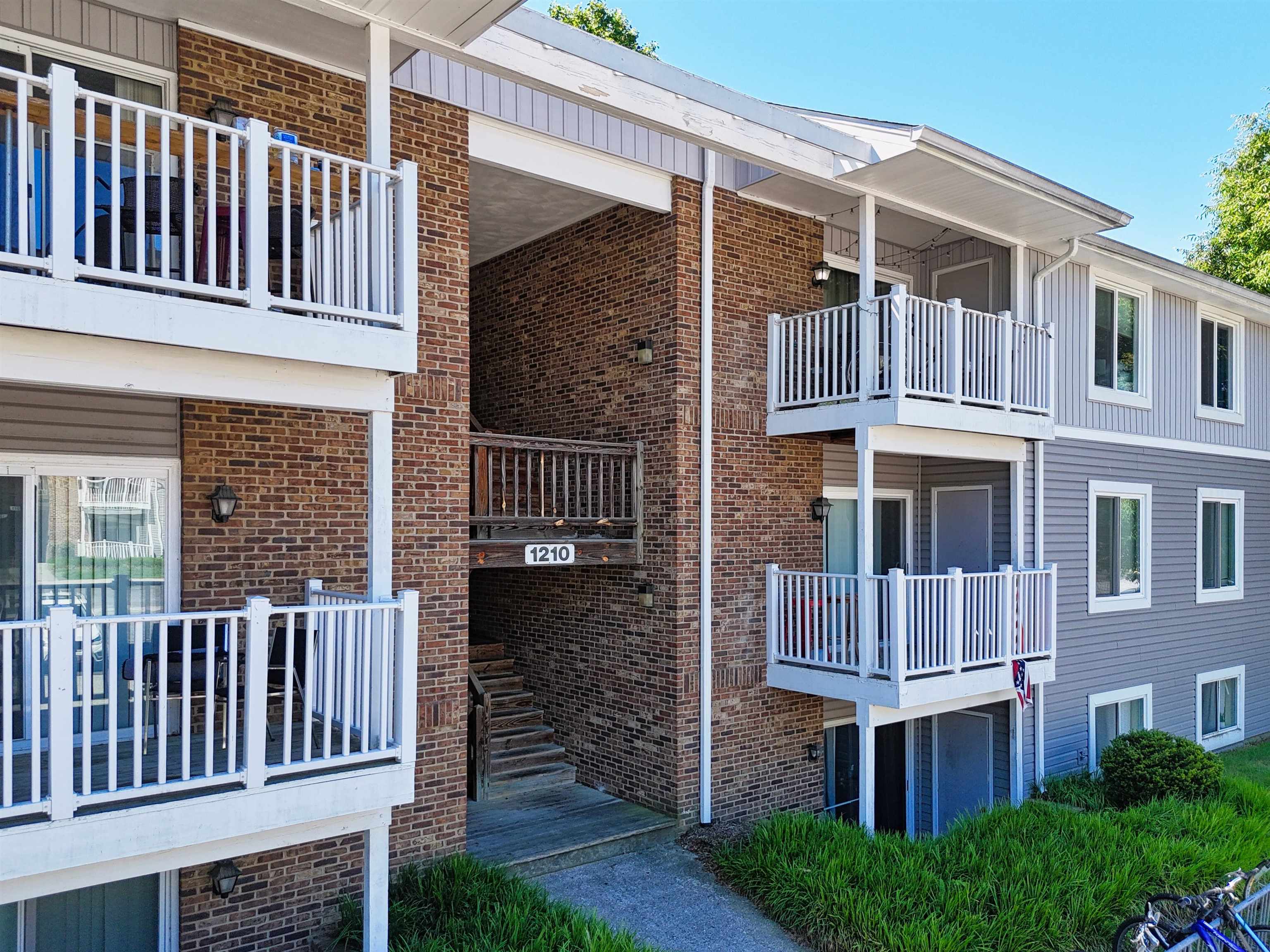 1210 University Terrace Blacksburg VA 24060