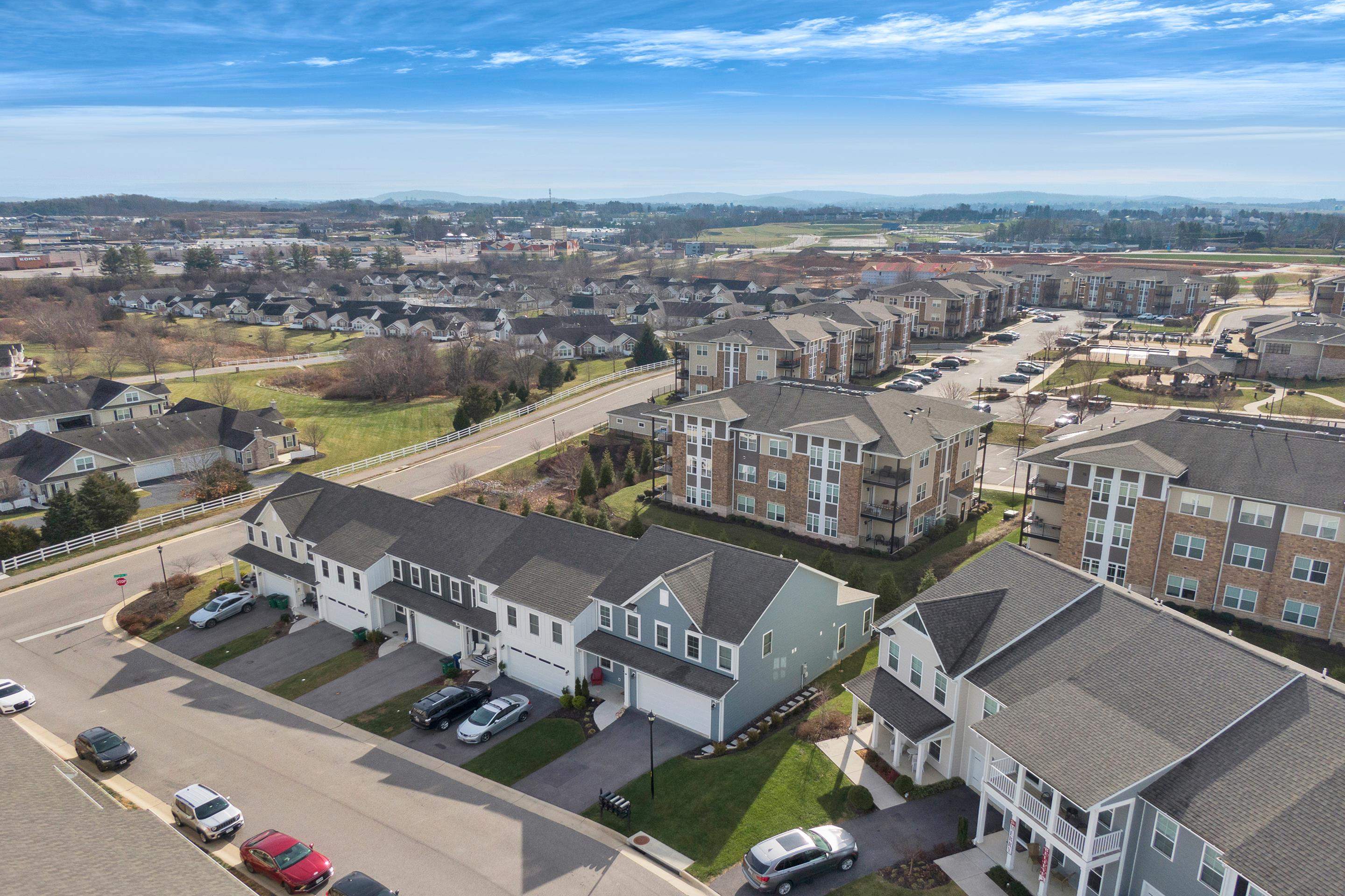 145 Hamilton Avenue NW Christiansburg VA 24073
