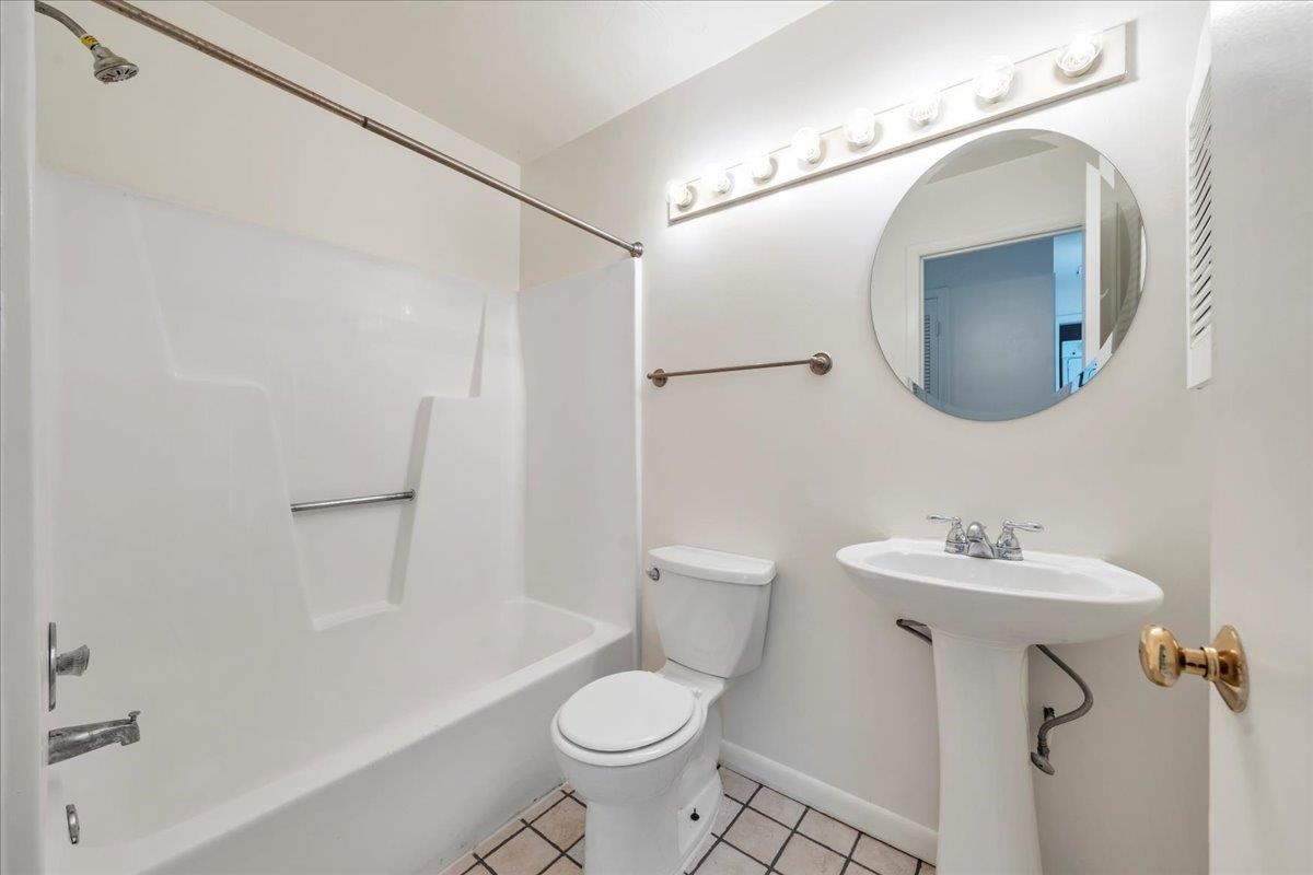 1215 NW Progress Street Blacksburg VA 24060