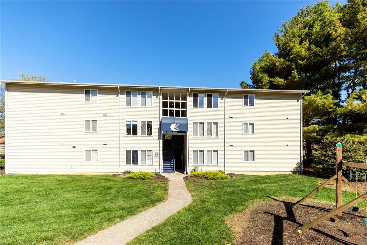 1780 Liberty Lane Blacksburg VA 24060