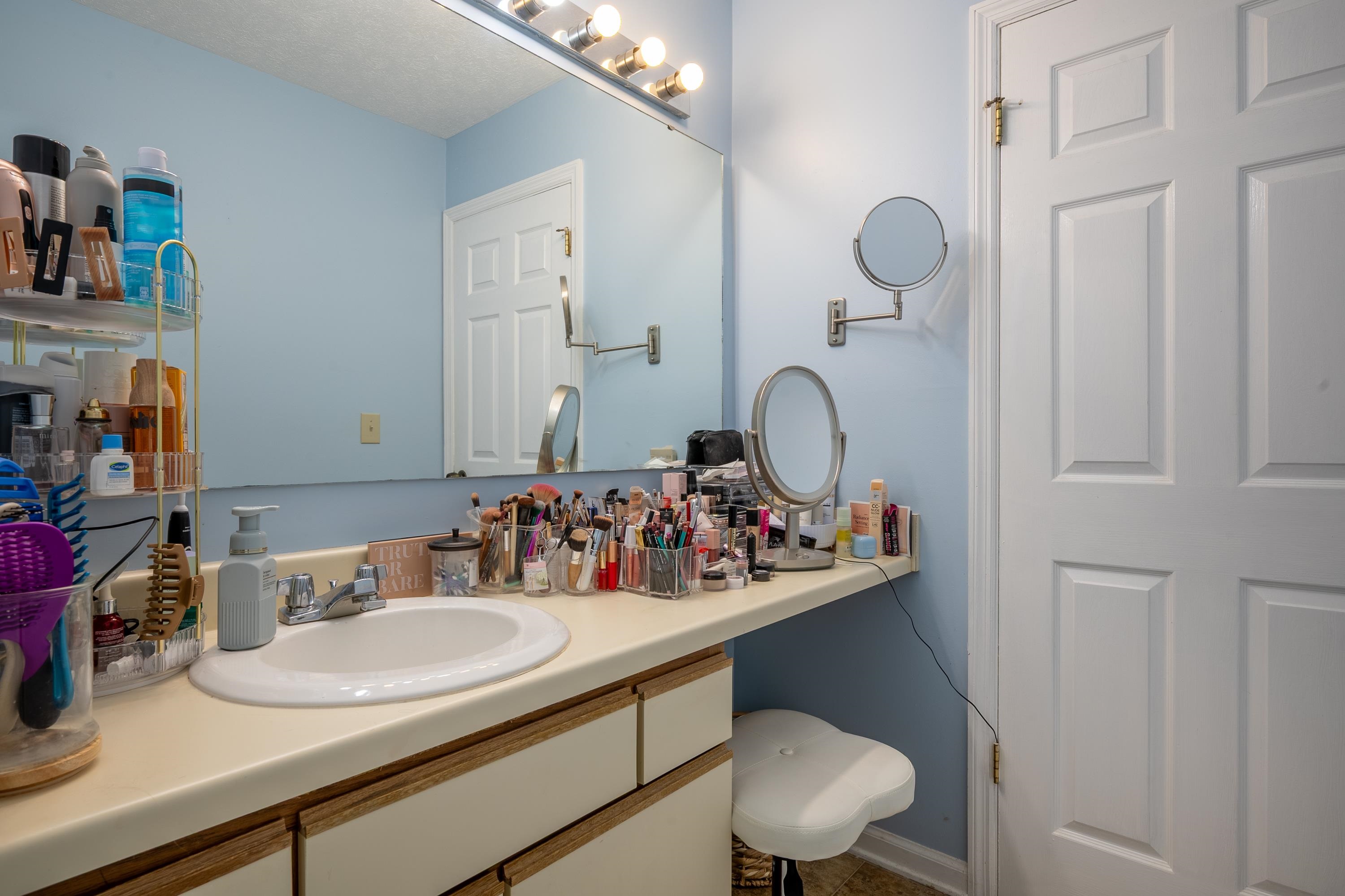 6660 Sagefield Avenue Fairlawn VA 24141