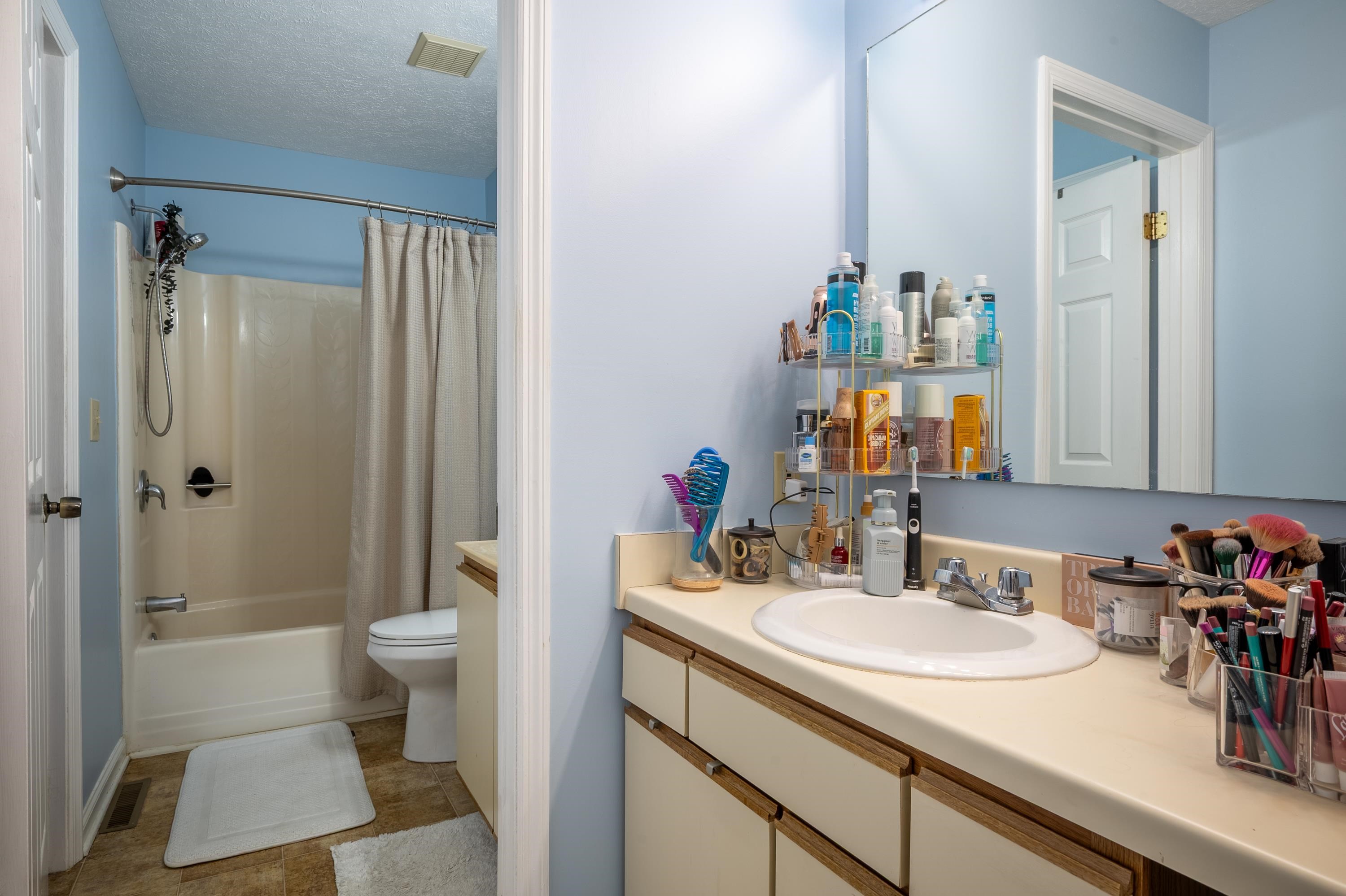 6660 Sagefield Avenue Fairlawn VA 24141