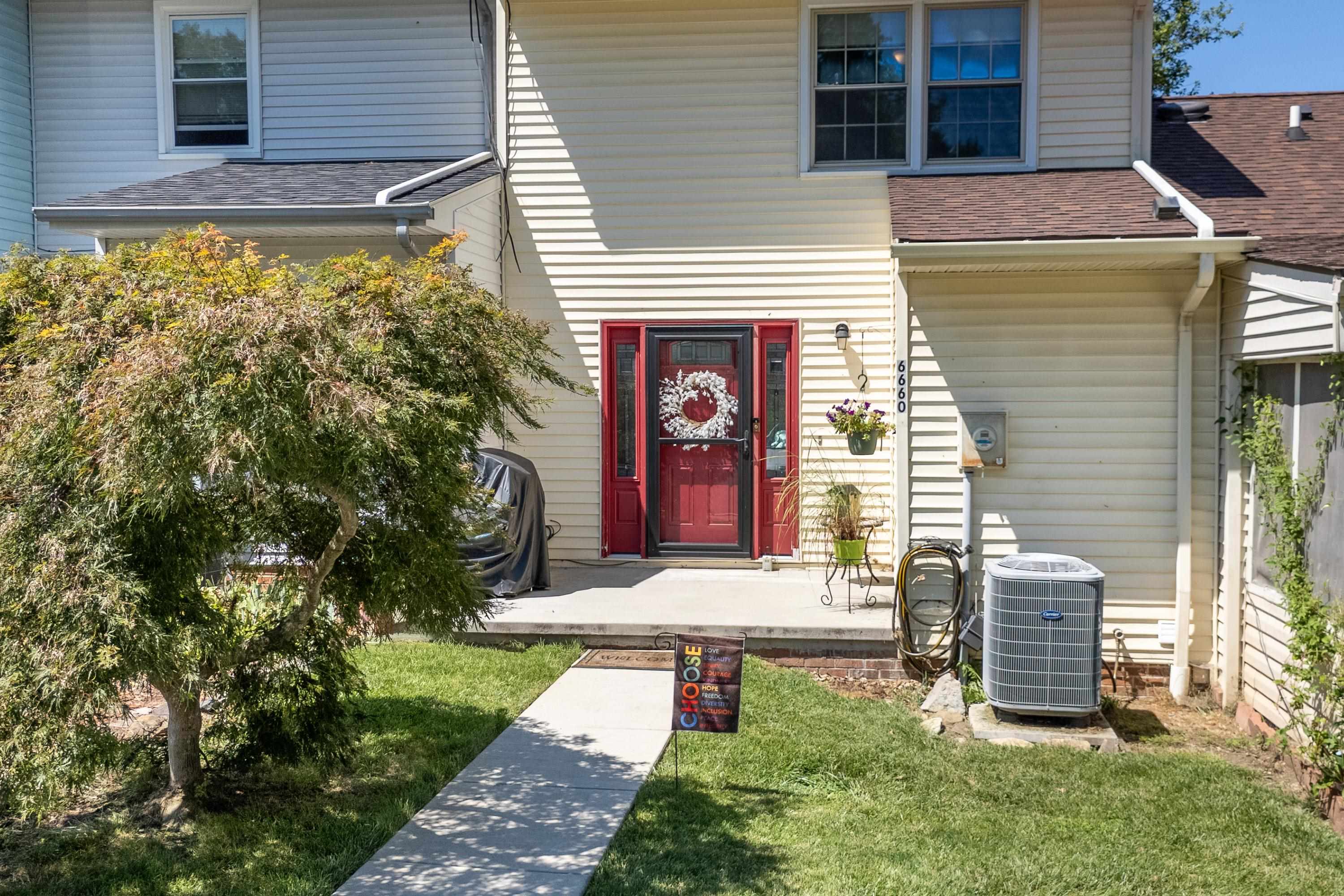 6660 Sagefield Avenue Fairlawn VA 24141