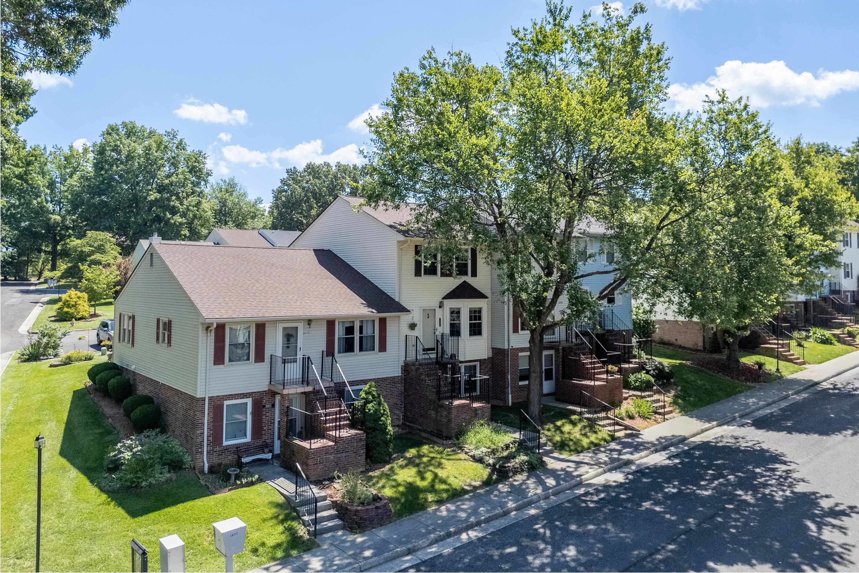 6660 Sagefield Avenue Fairlawn VA 24141