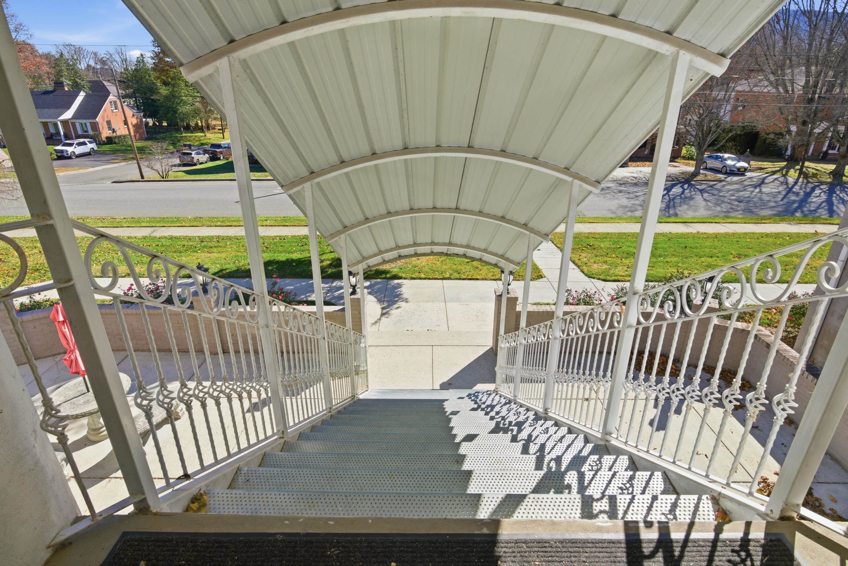 210 E Withers Road Wytheville VA 24382