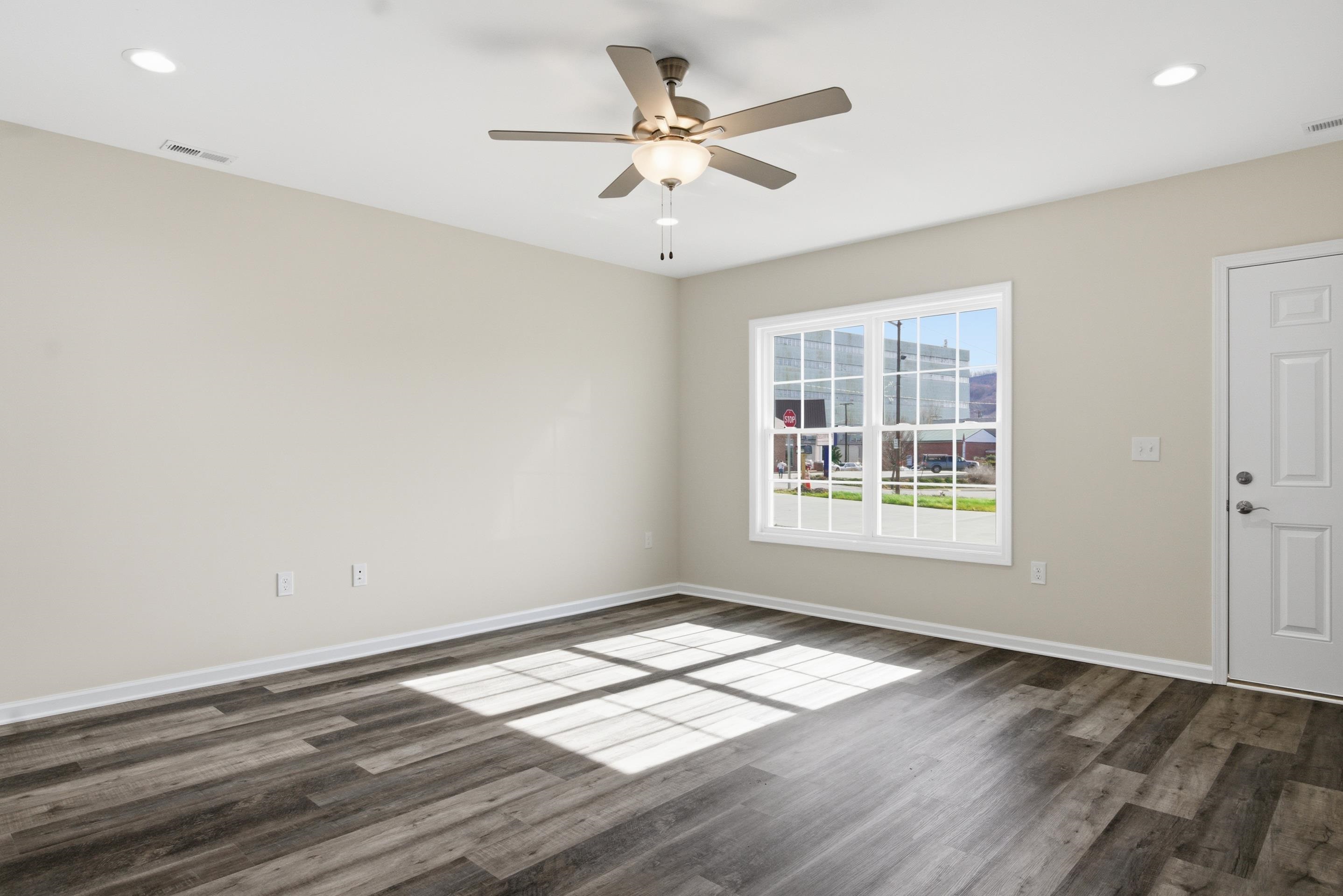 423 N Washington Avenue Pulaski VA 24301