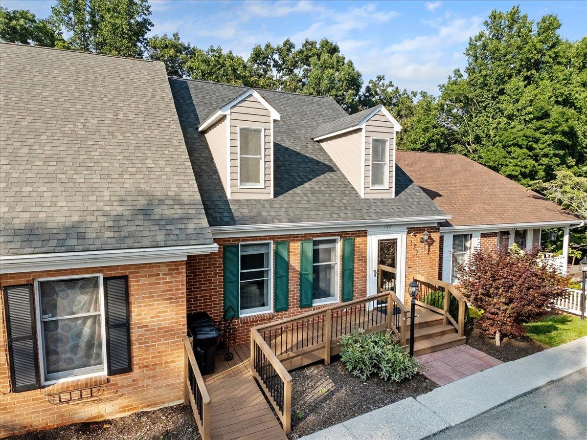 137 Greenbrier Drive Radford VA 24141
