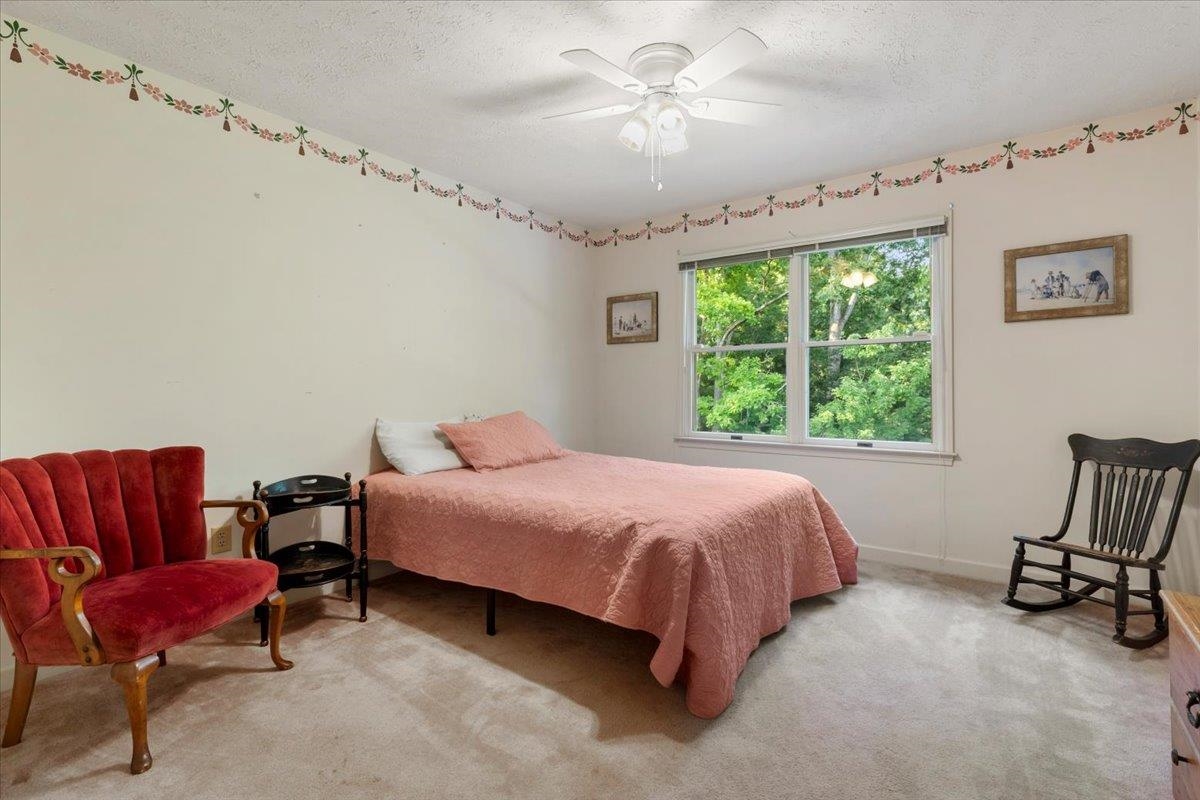 137 Greenbrier Drive Radford VA 24141